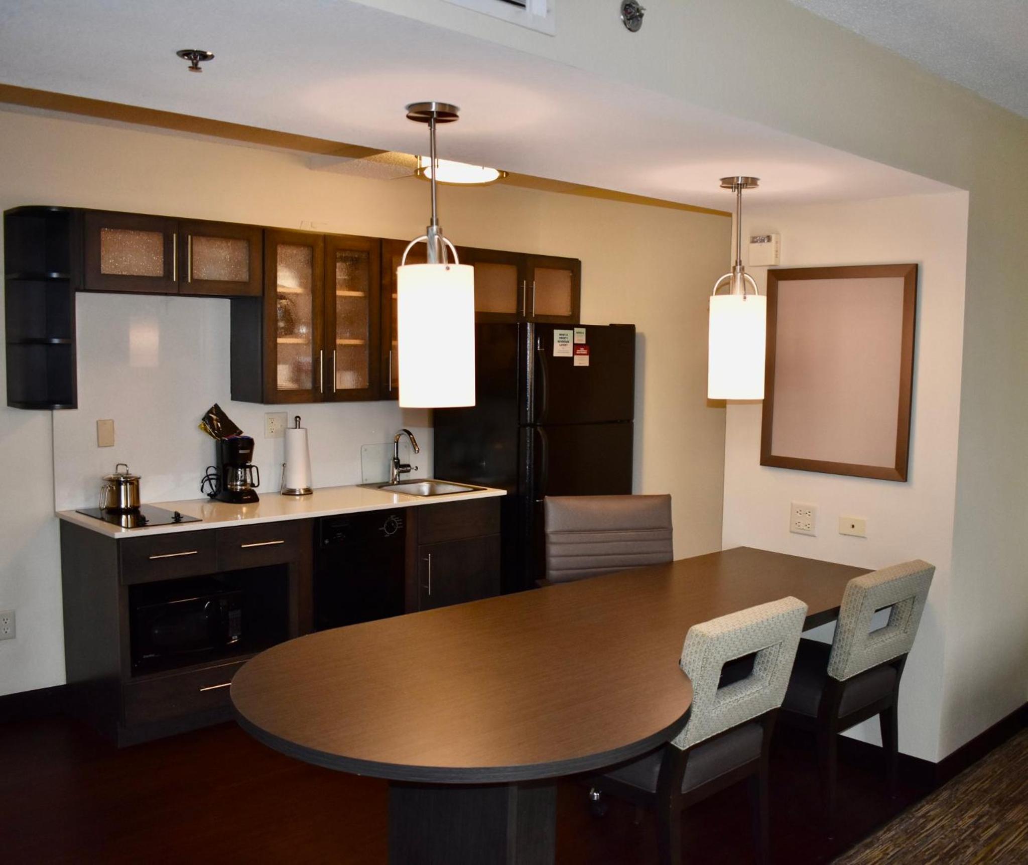 Studio Suite - Photo 7