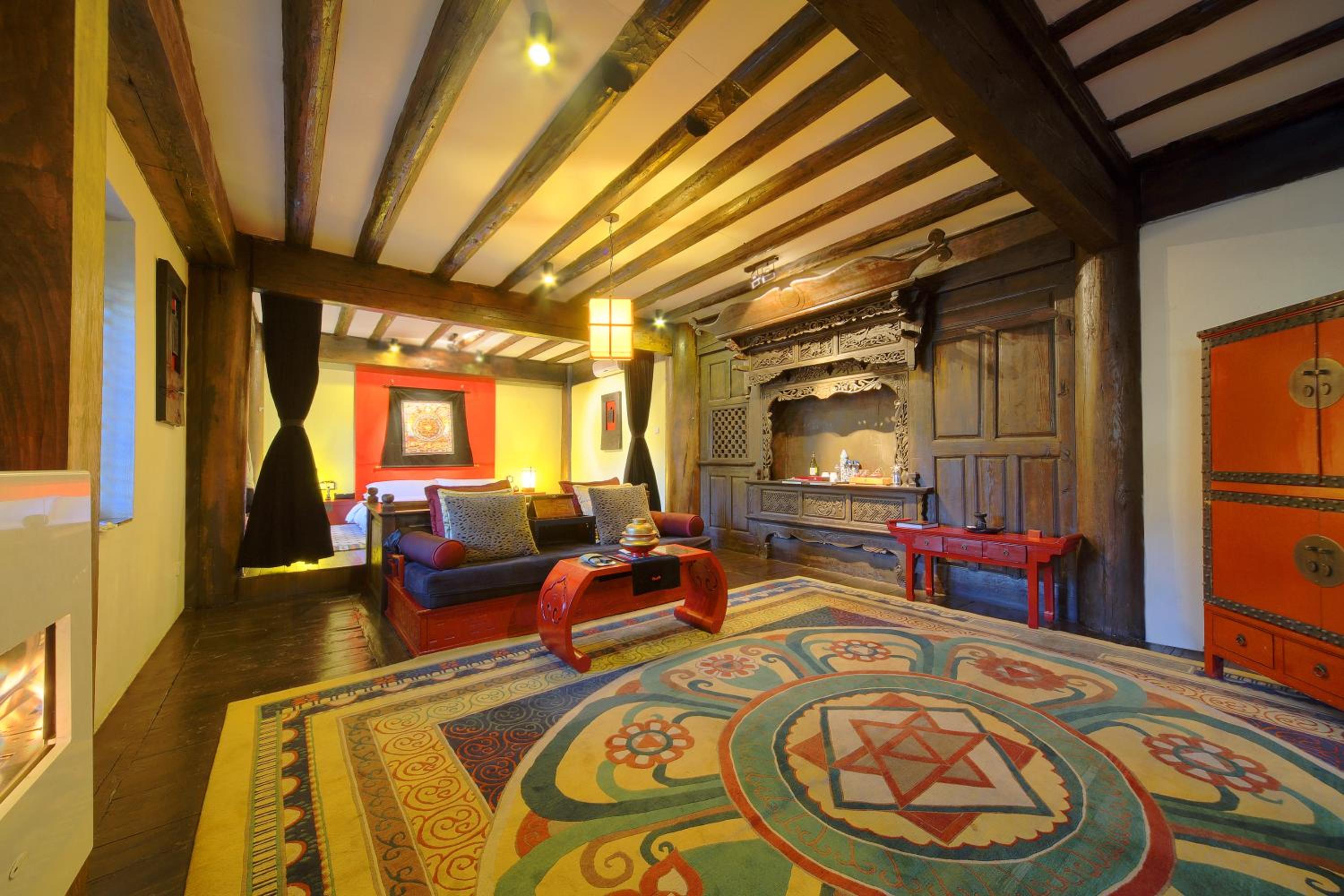 Tibetan Farmhouse - Photo 2