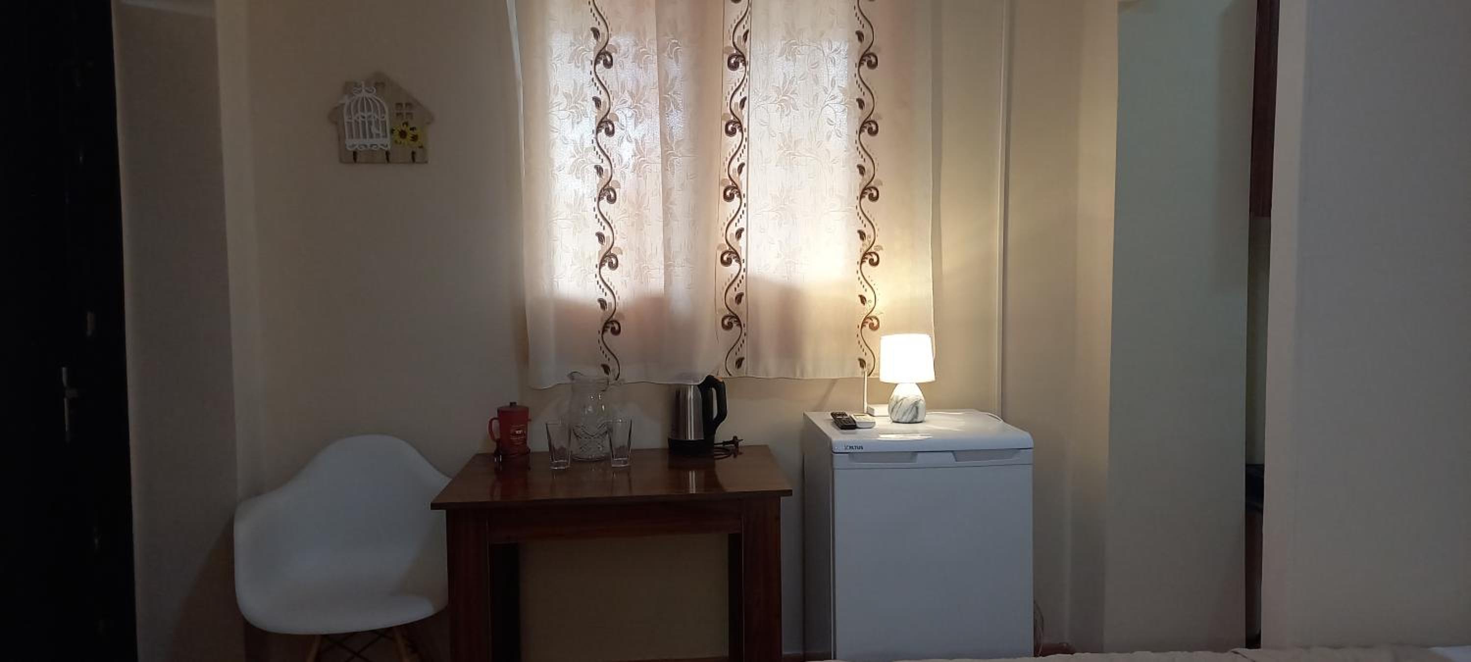 Twin Room with Private Bathroom photo 1