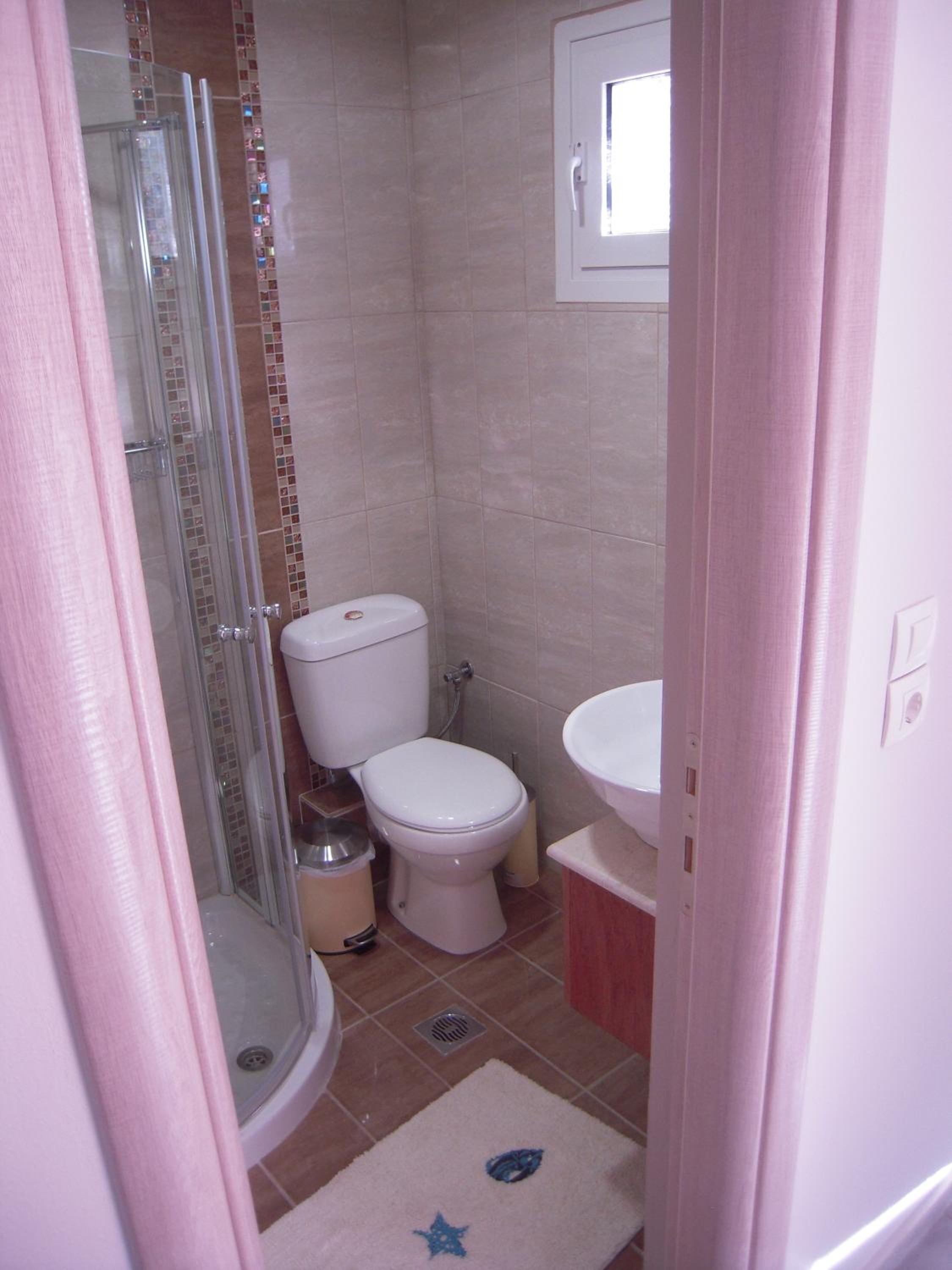 Studio (2 Adults) photo 2
