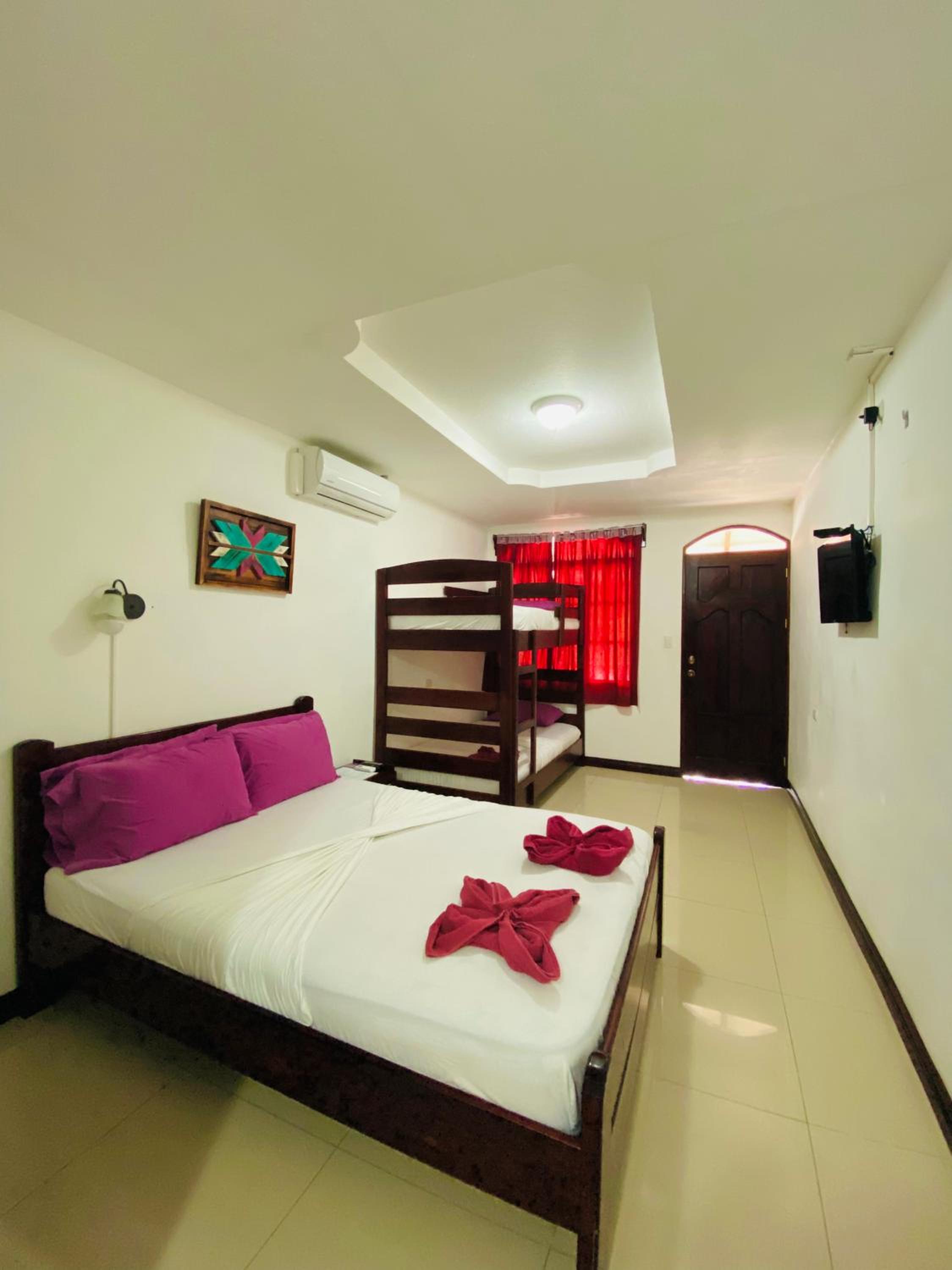 Quadruple Room with Terrace photo 1