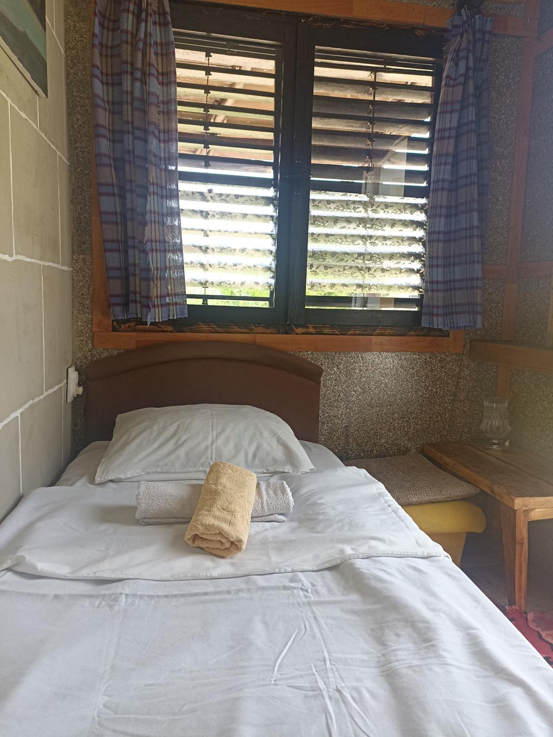 Budget Single Room photo 2
