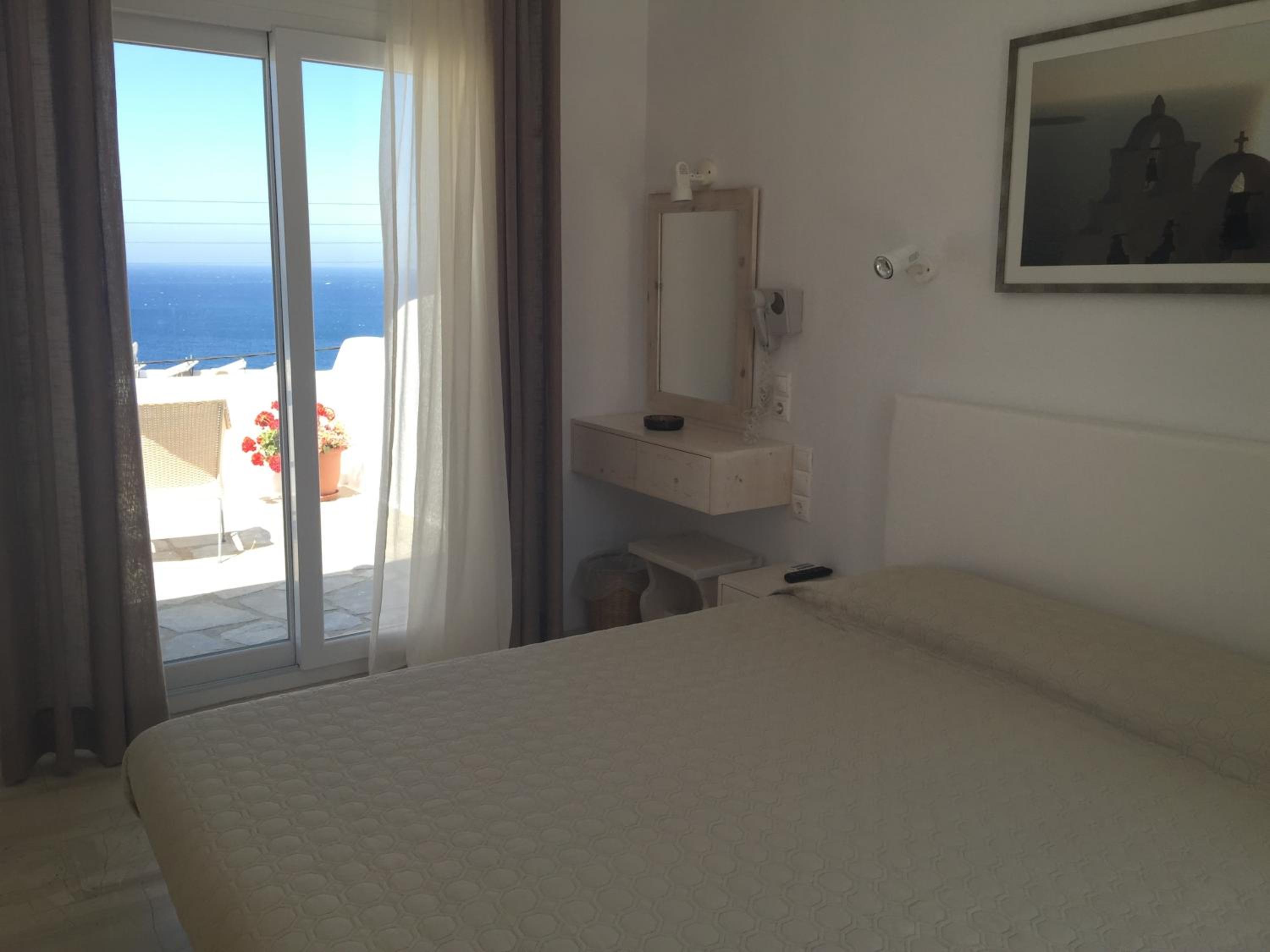 Junior Suite with Sea View photo 3