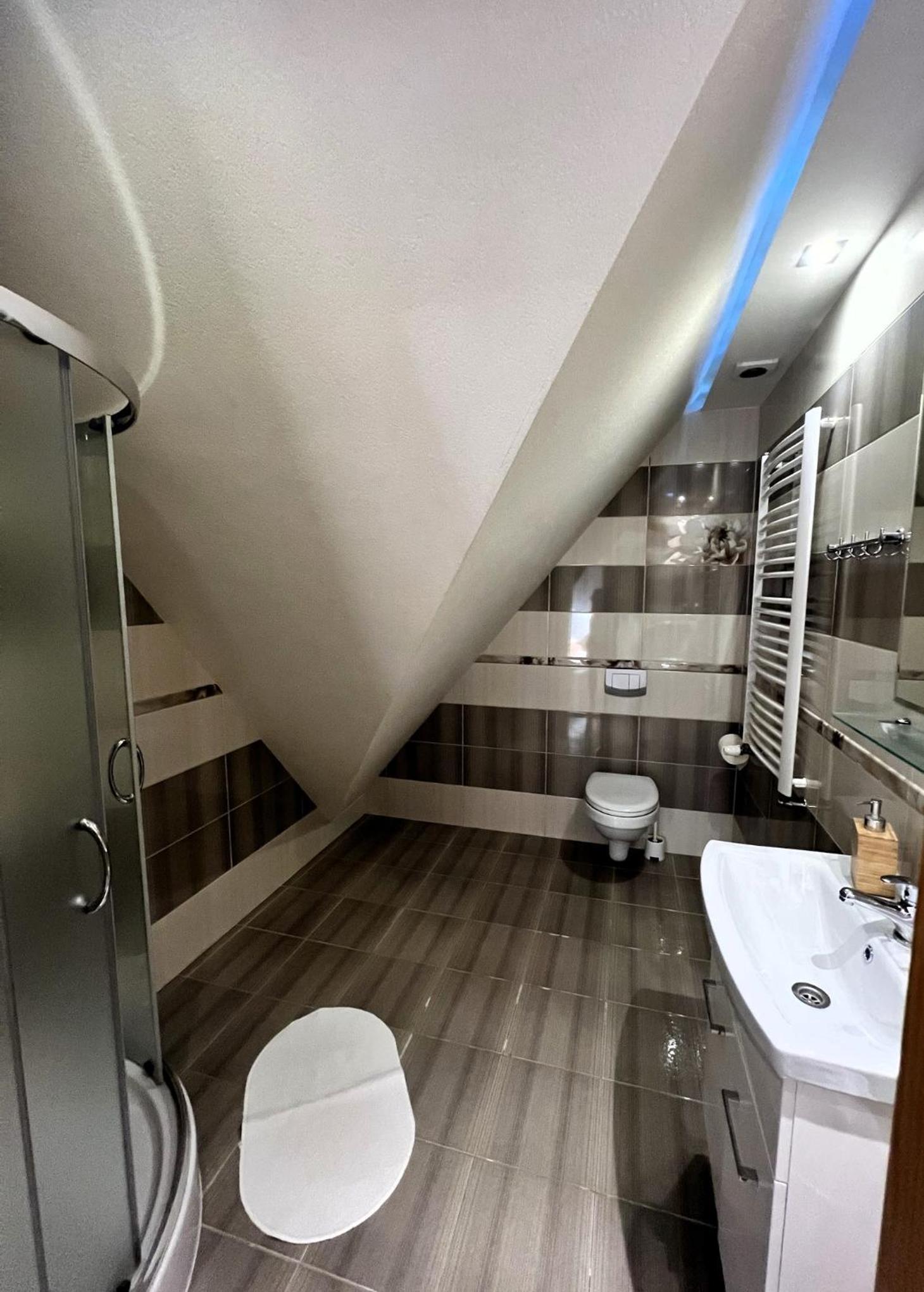 Deluxe Quadruple Room - Photo 4