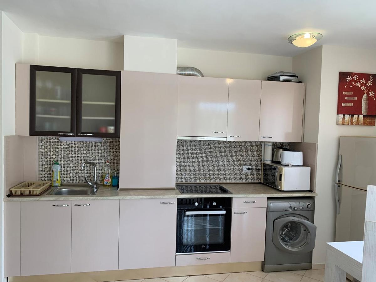 One-Bedroom Apartment - Photo 13