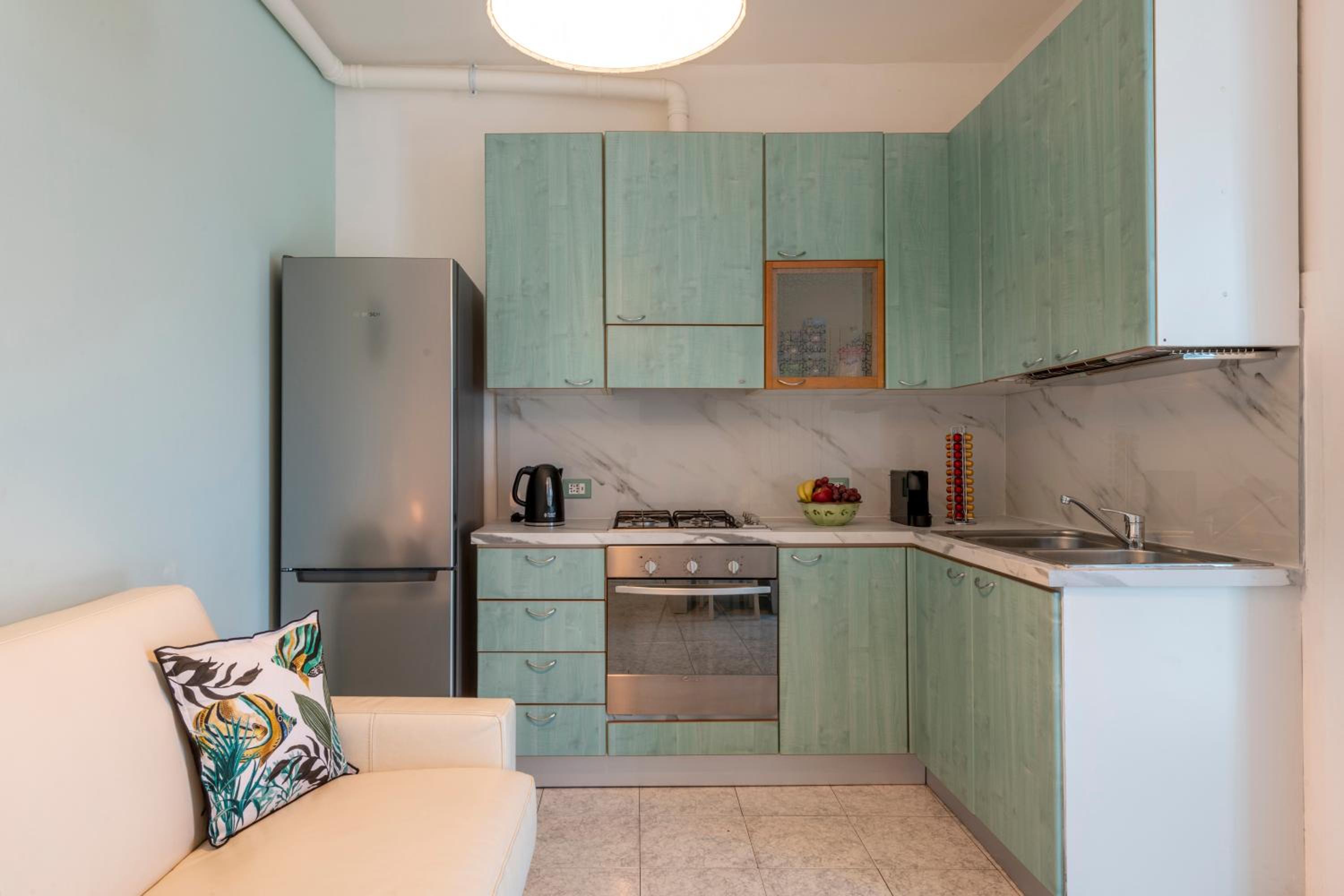 One-Bedroom Apartment - Photo 7