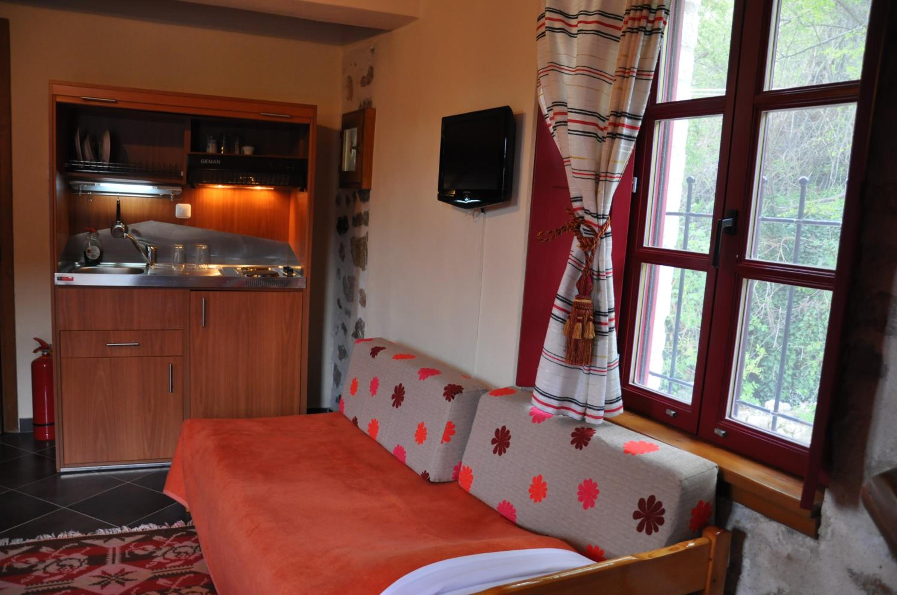 Standard Twin Room photo 1