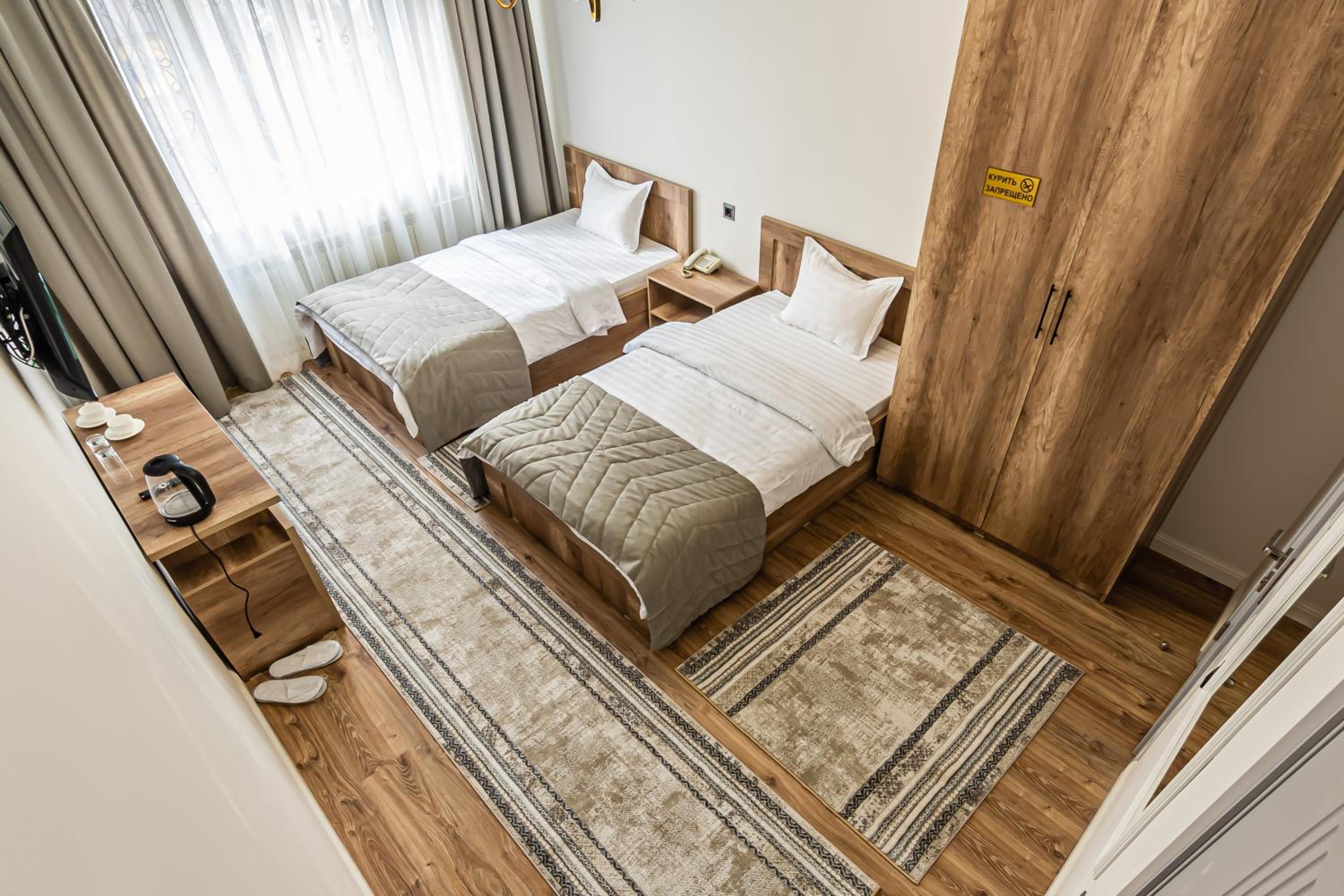 Twin Room with Shower - Photo 19
