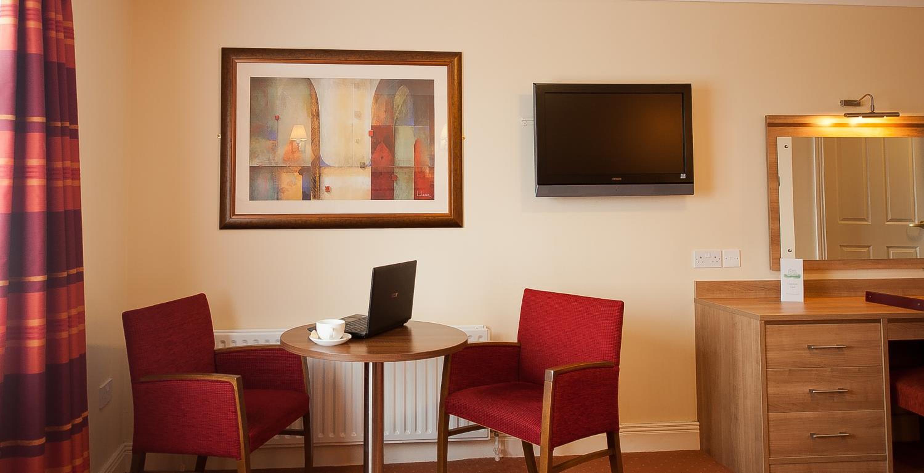 Deluxe Double or Twin Room - Photo 3