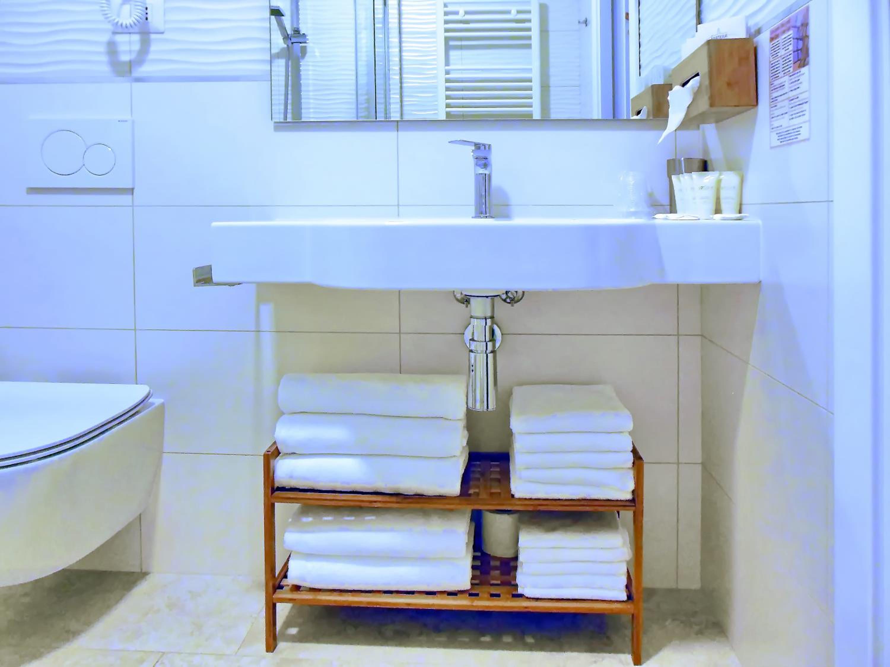 Executive Triple Room - Photo 15