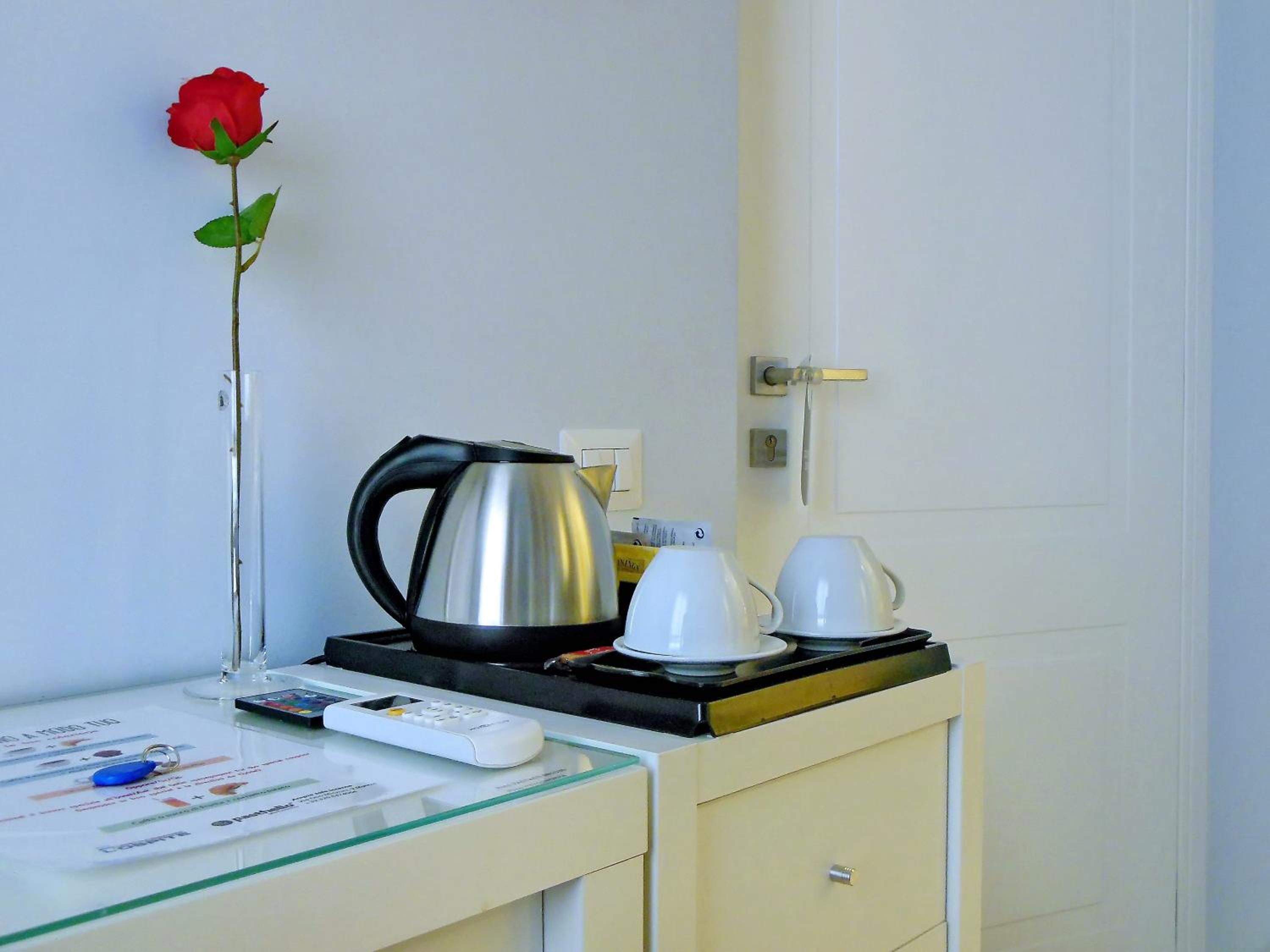 Studio - Photo 2
