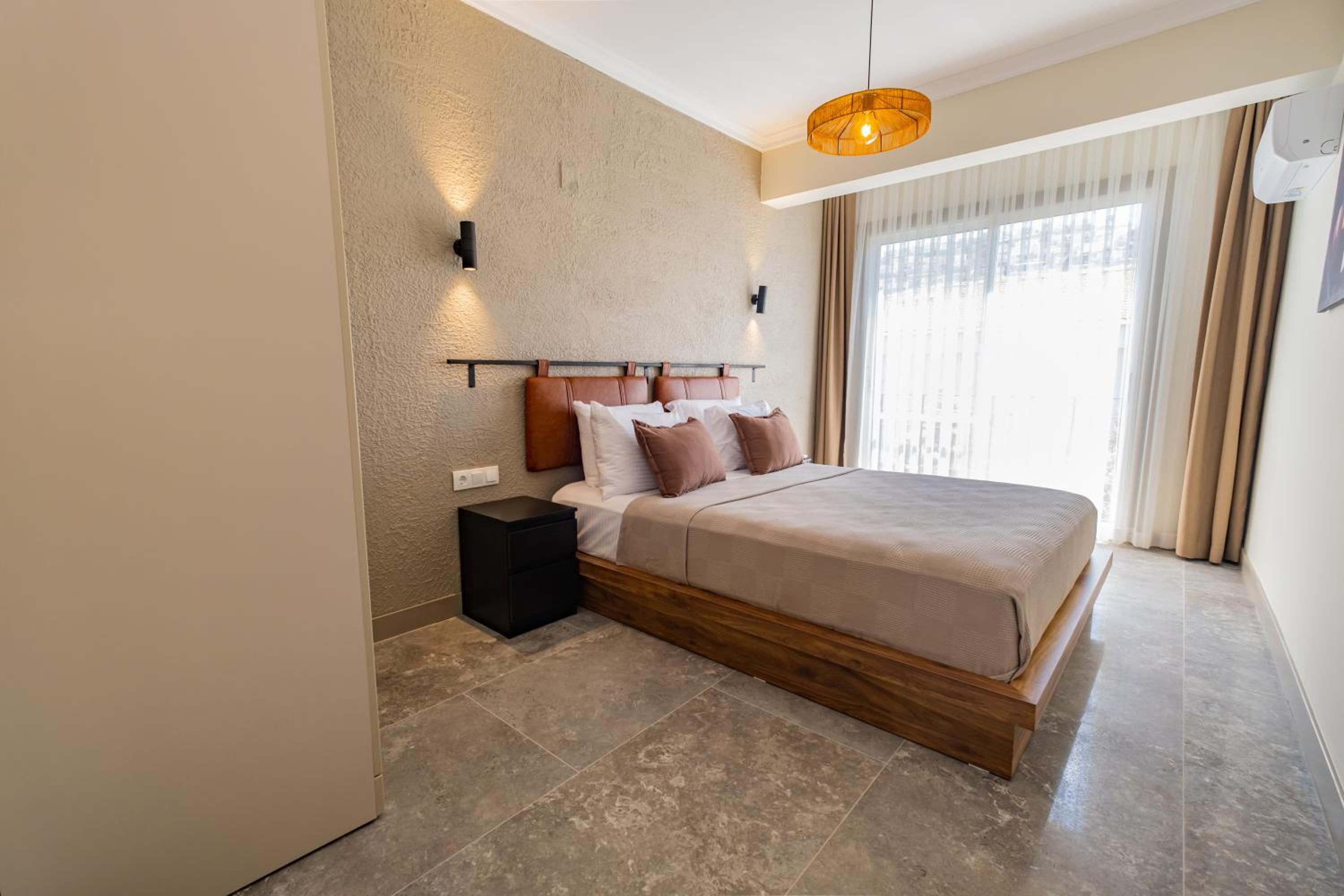 Deluxe Suite with Sea View photo 2