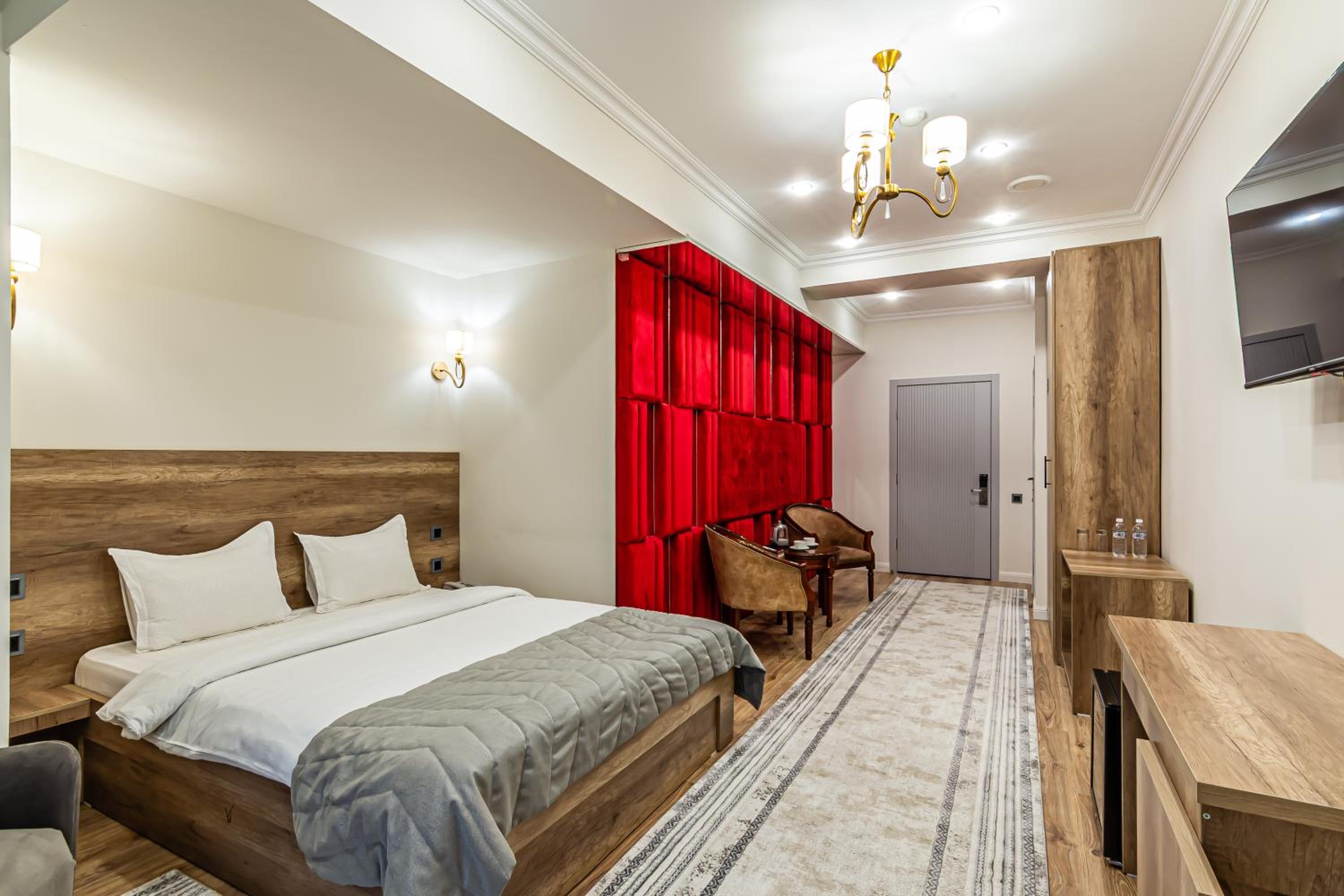 Large Double Room - Photo 39