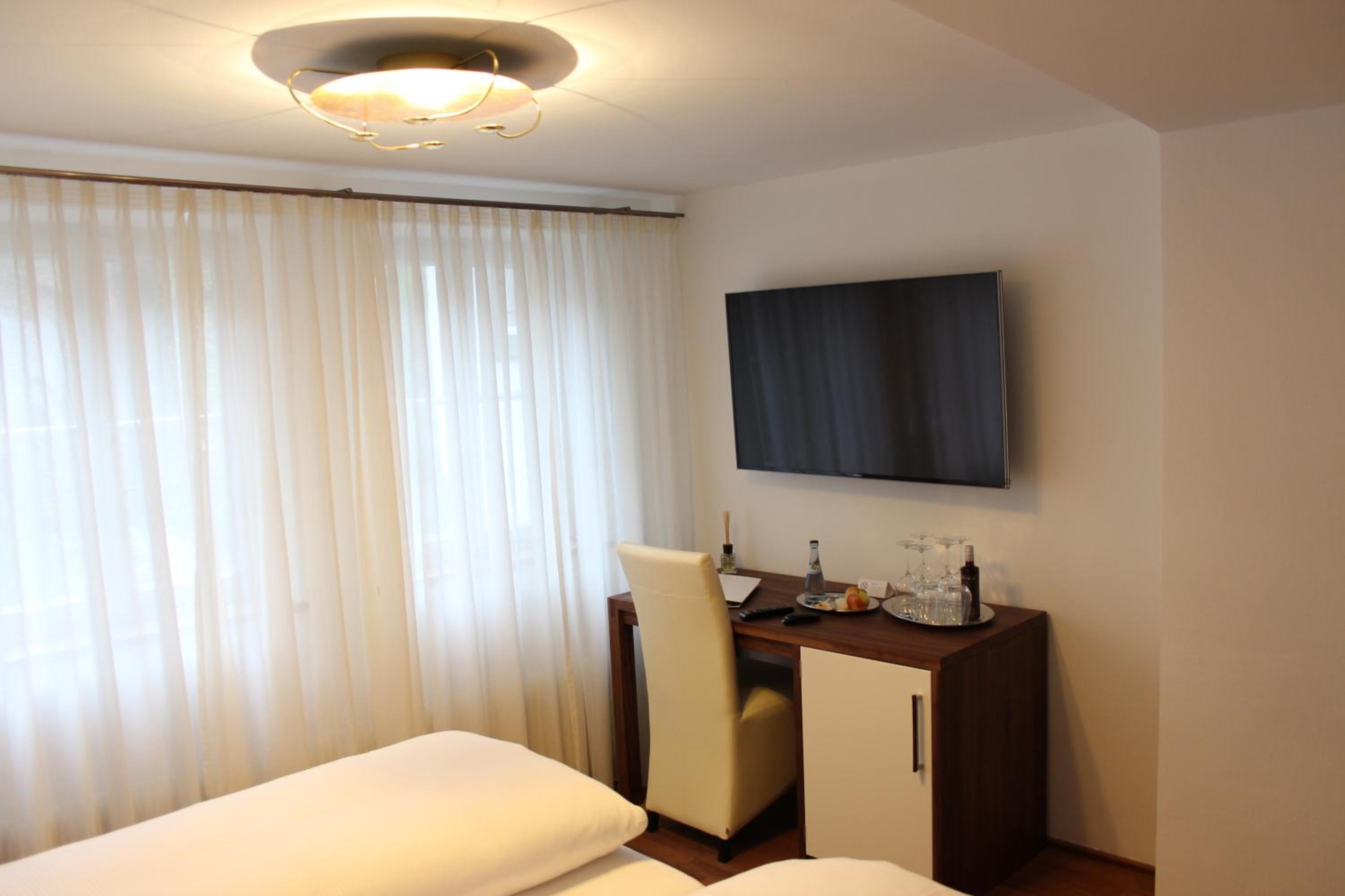 Deluxe Double Room With View, Room 1 photo 1