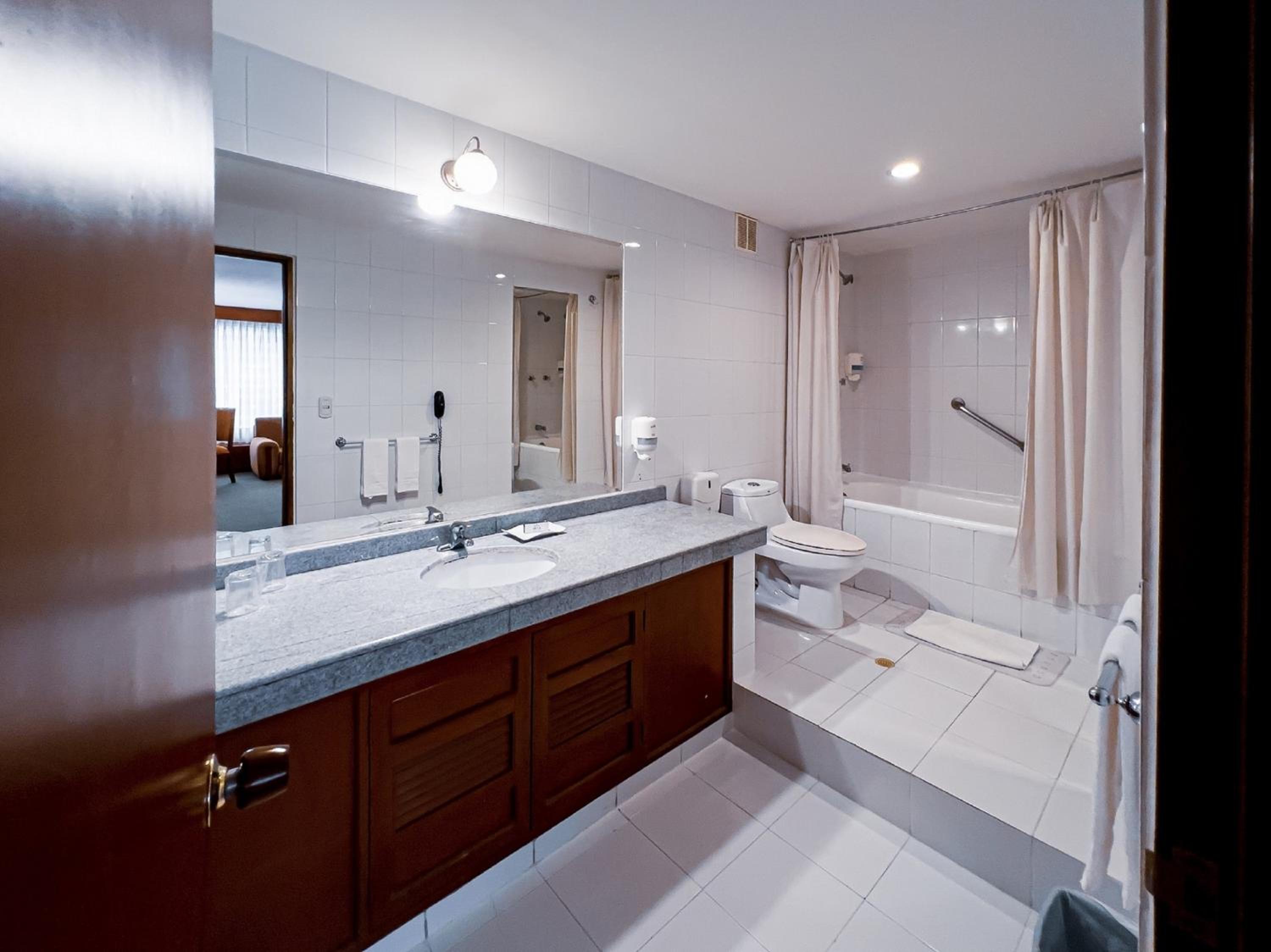 Executive Double Room - Photo 4