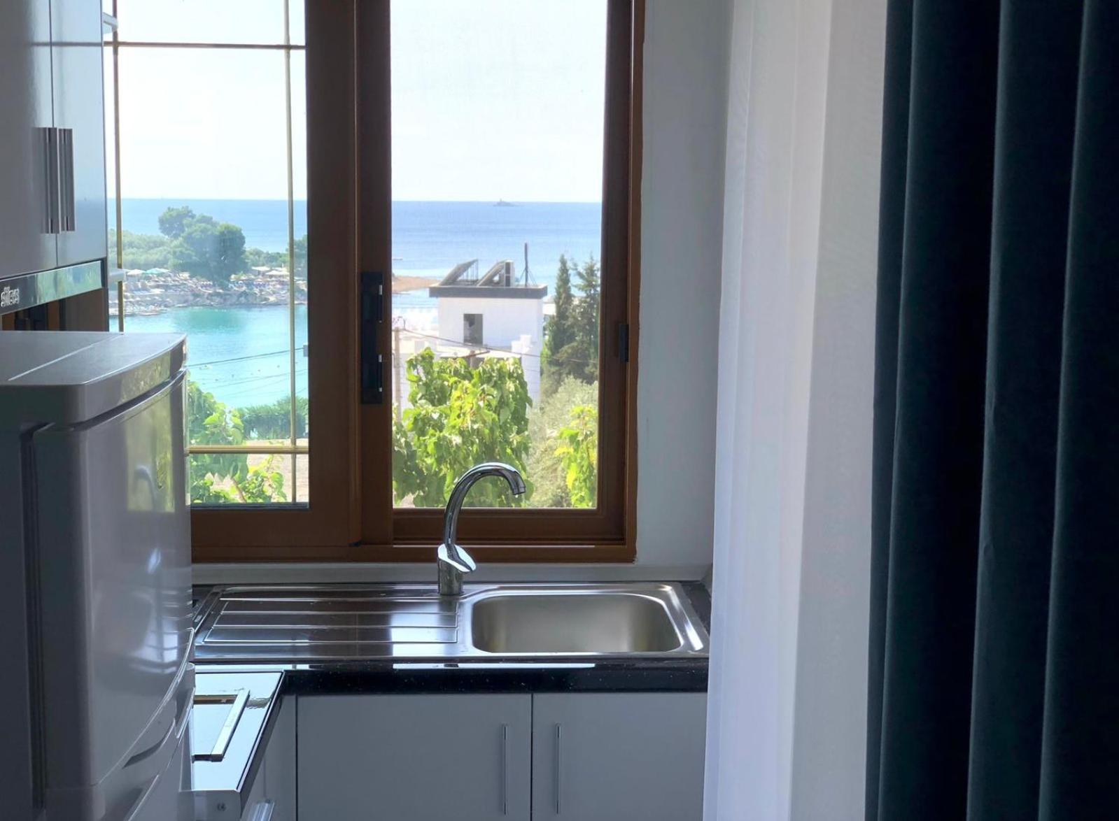 Superior Triple Room with Sea View photo 1