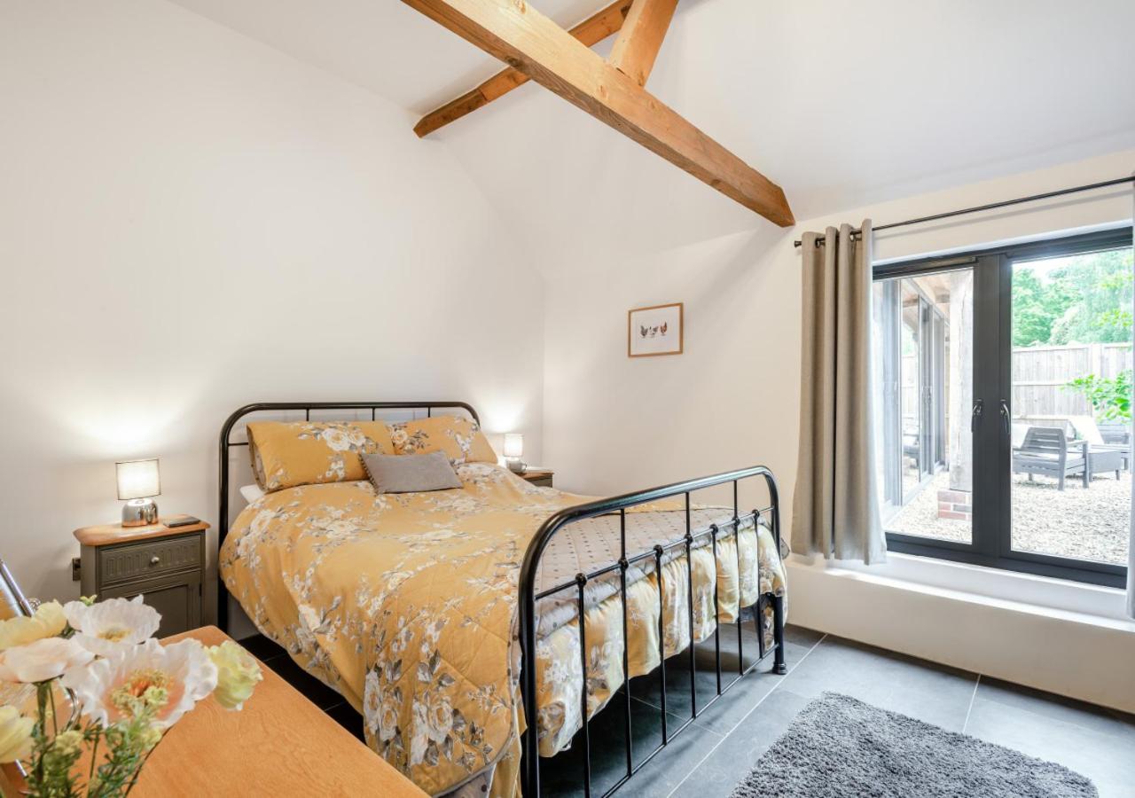 Three-Bedroom House photo 2