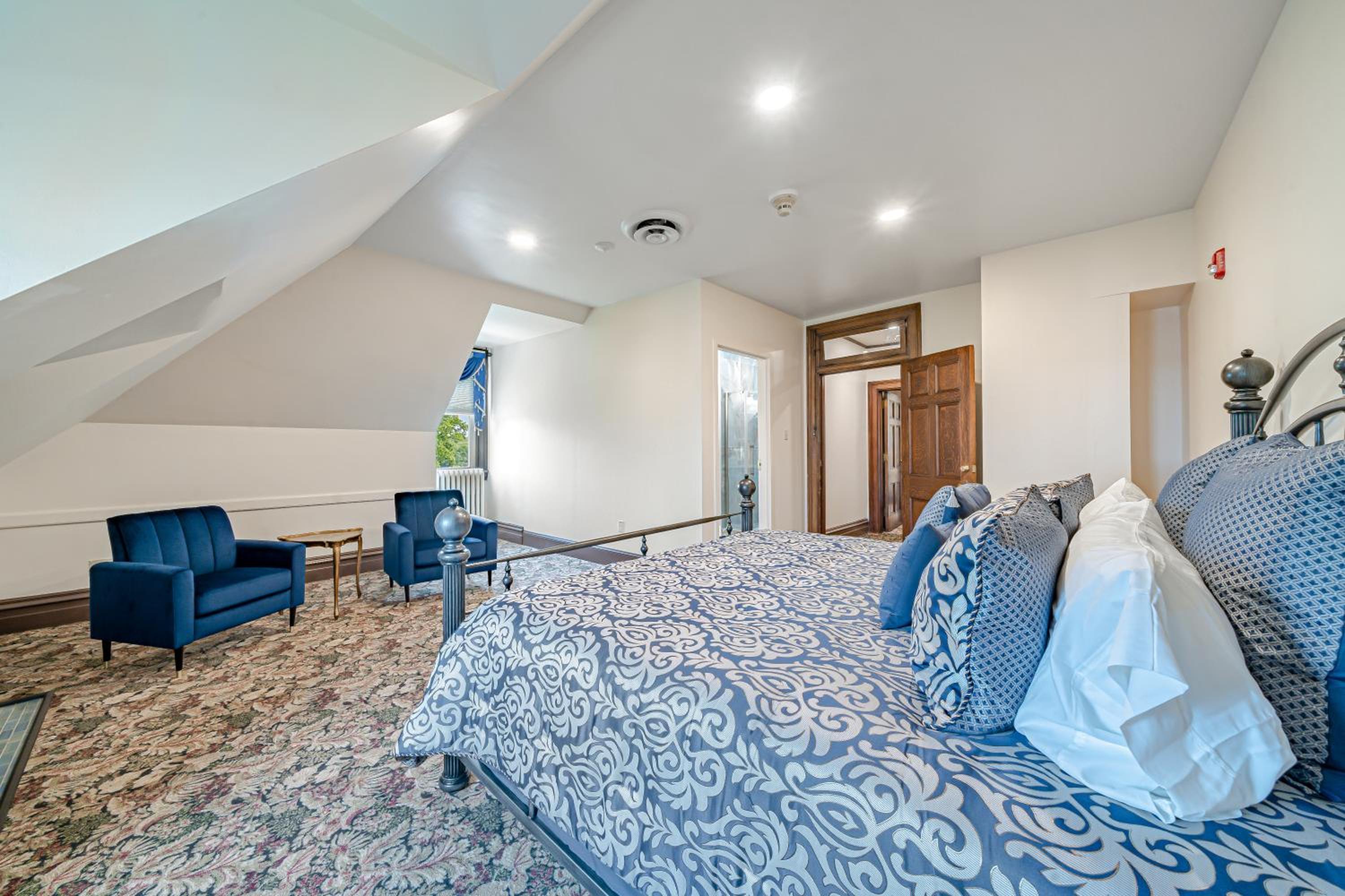 King Suite photo 1
