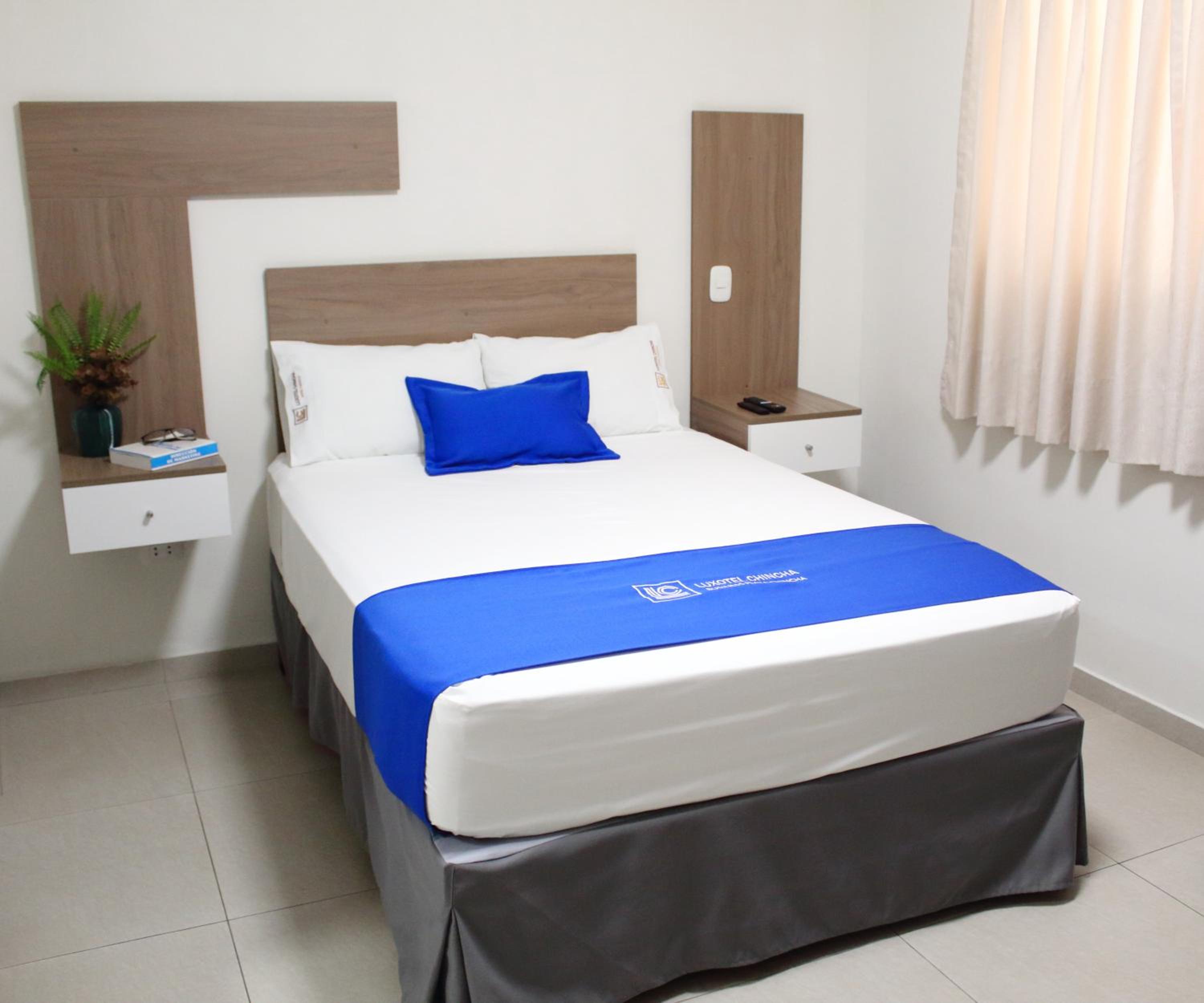 Standard Queen Room