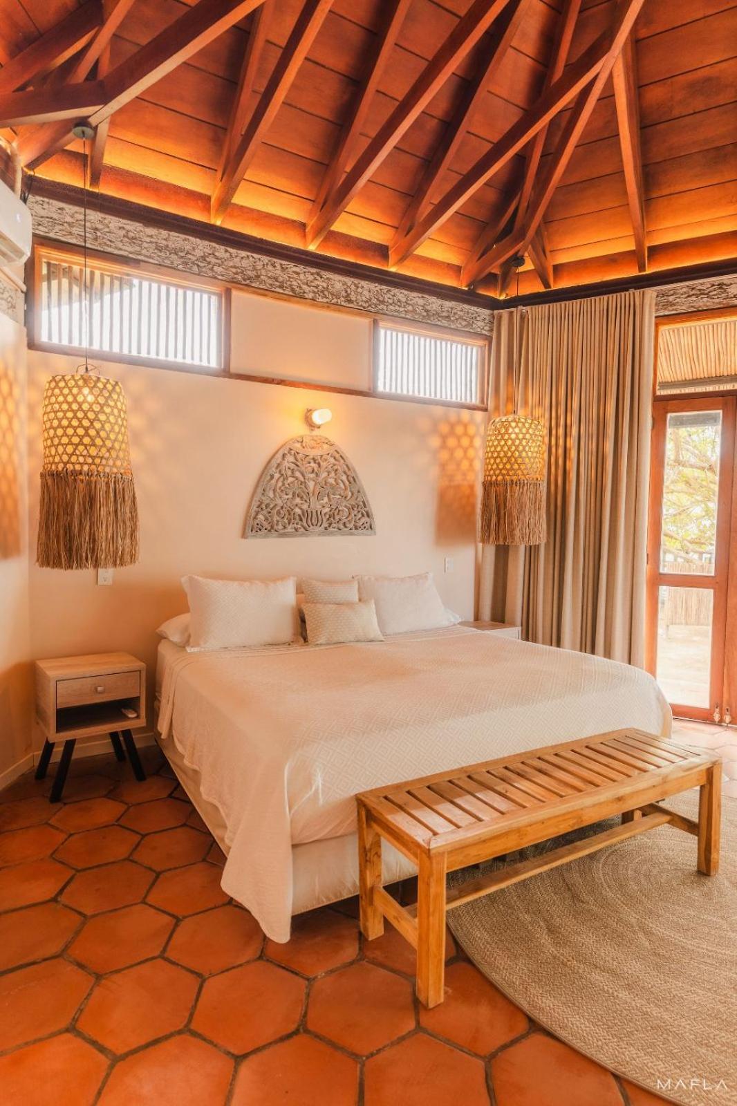 Deluxe Suite with Sea View photo 1