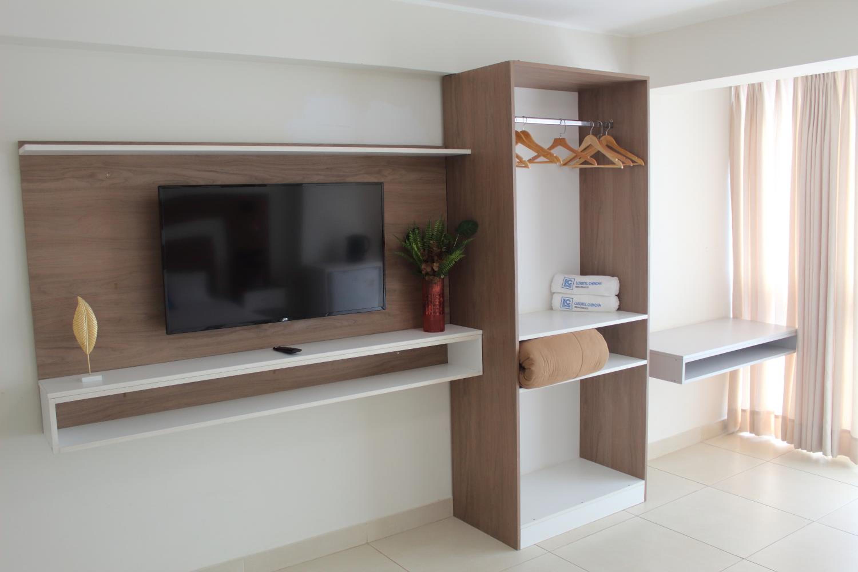 Superior King Room photo 2