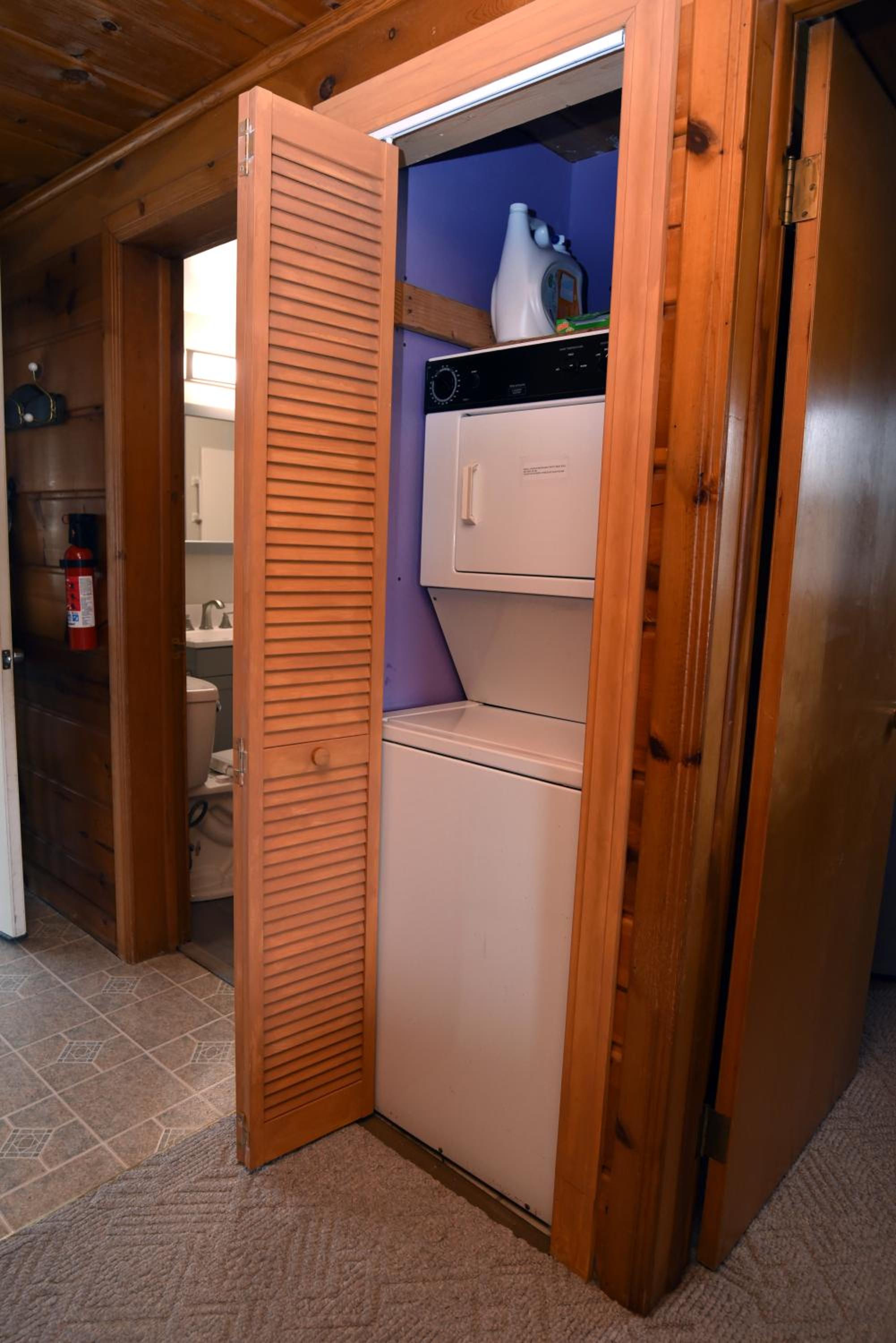 Three-Bedroom House photo 3