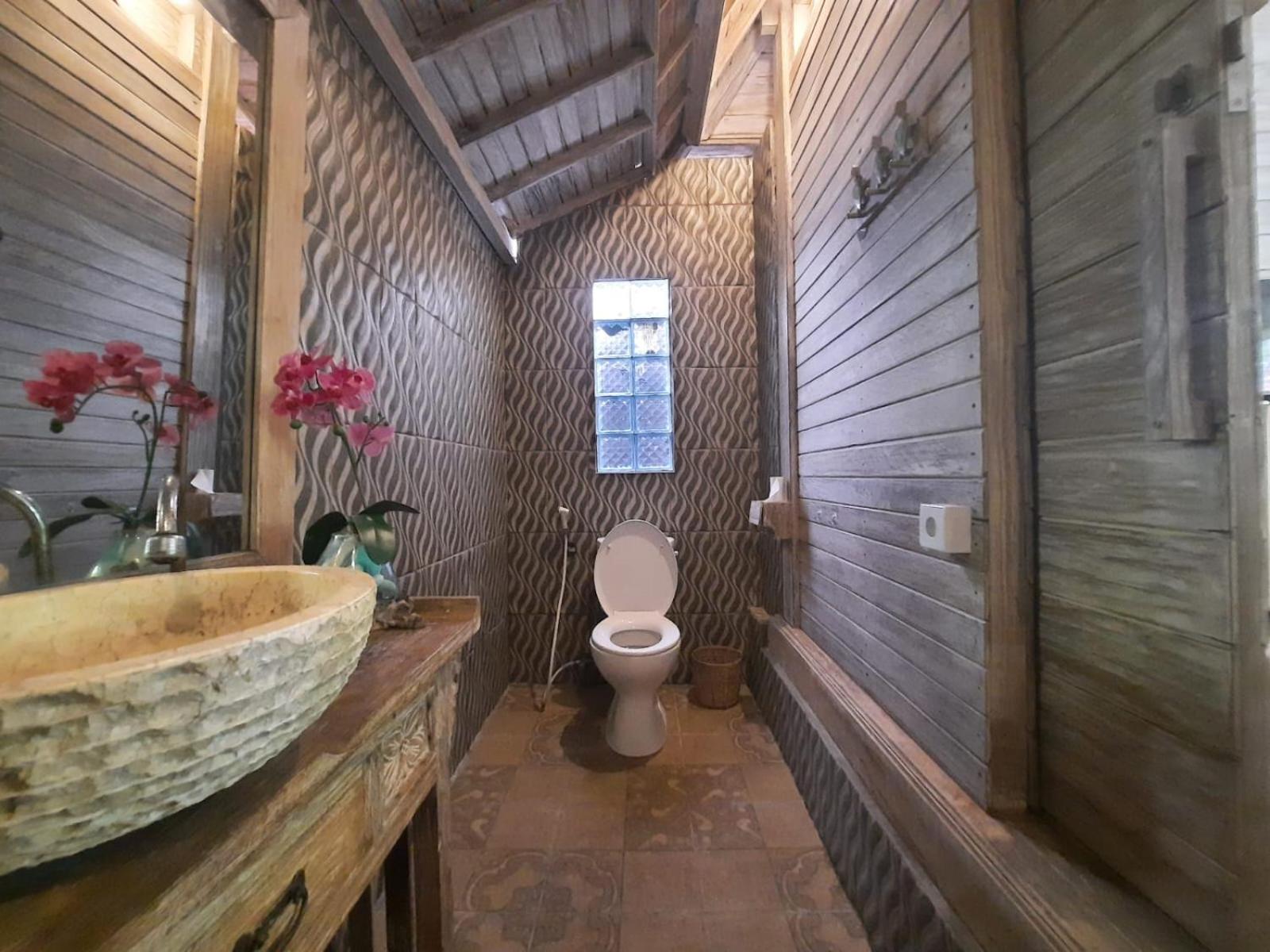 Two Bedroom Villa - Photo 10
