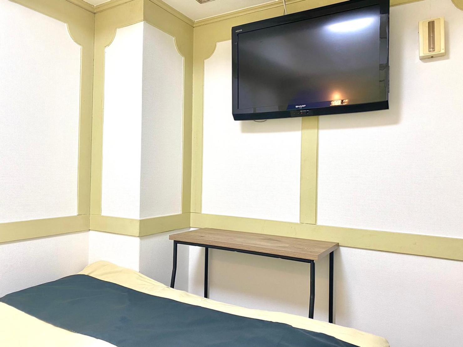 Double Room - Non-Smoking photo 3