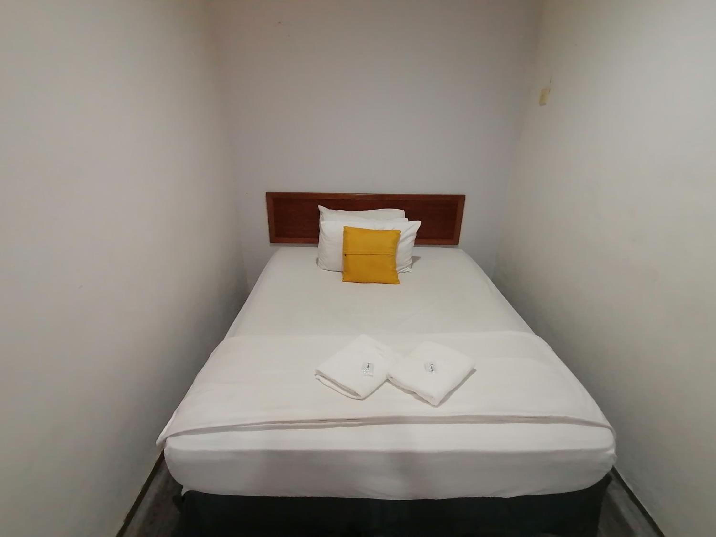 Budget Double Room - Photo 1