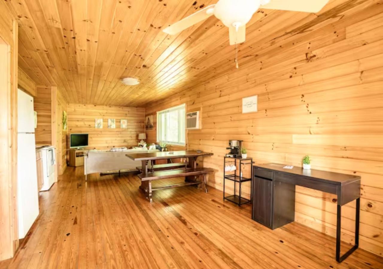 Two-Bedroom House photo 2
