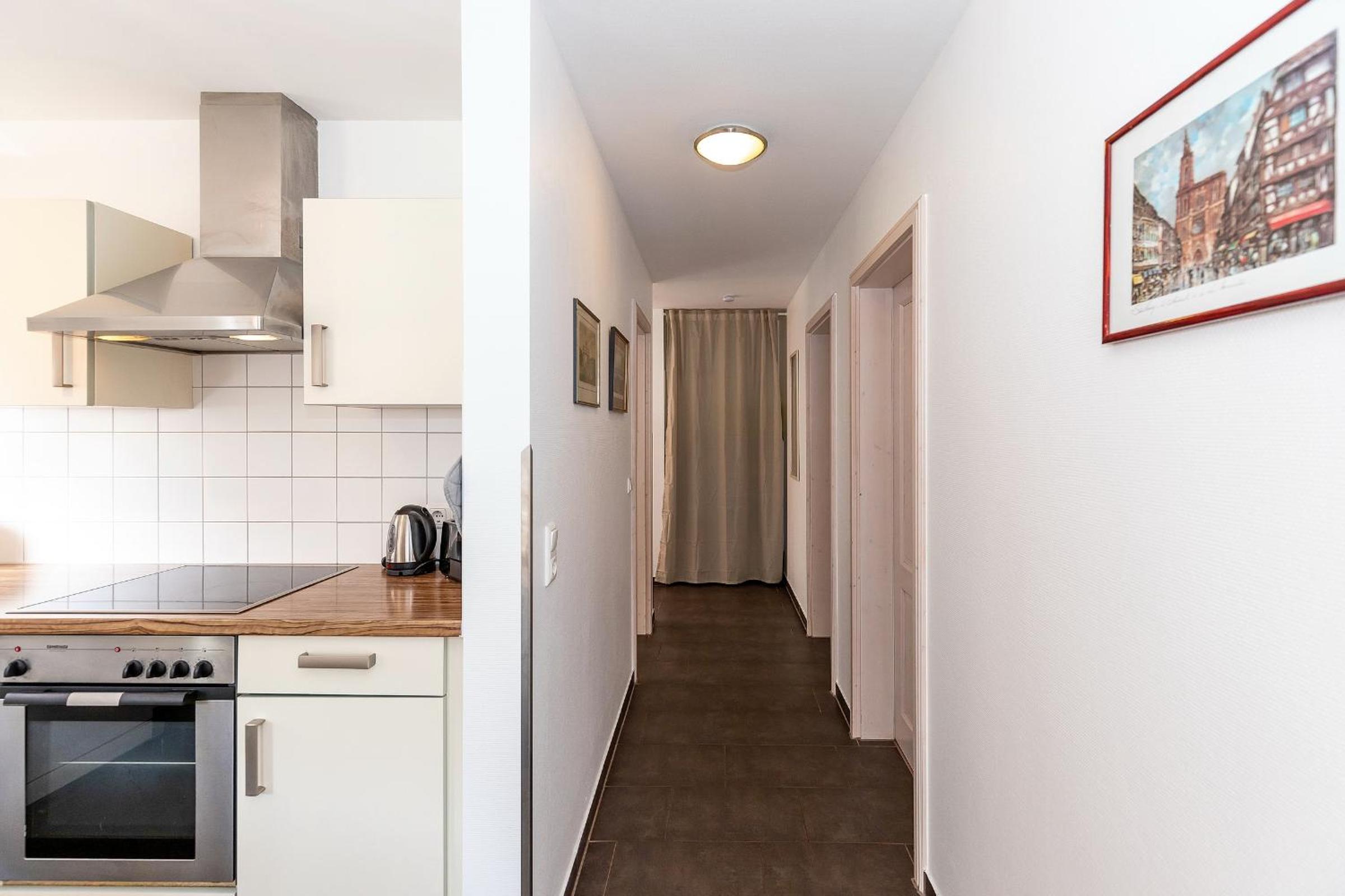 Apartment with Balcony photo 2