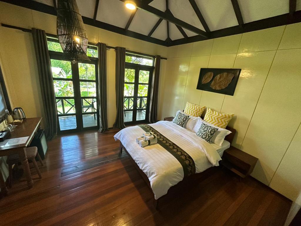 Standard Double Chalet