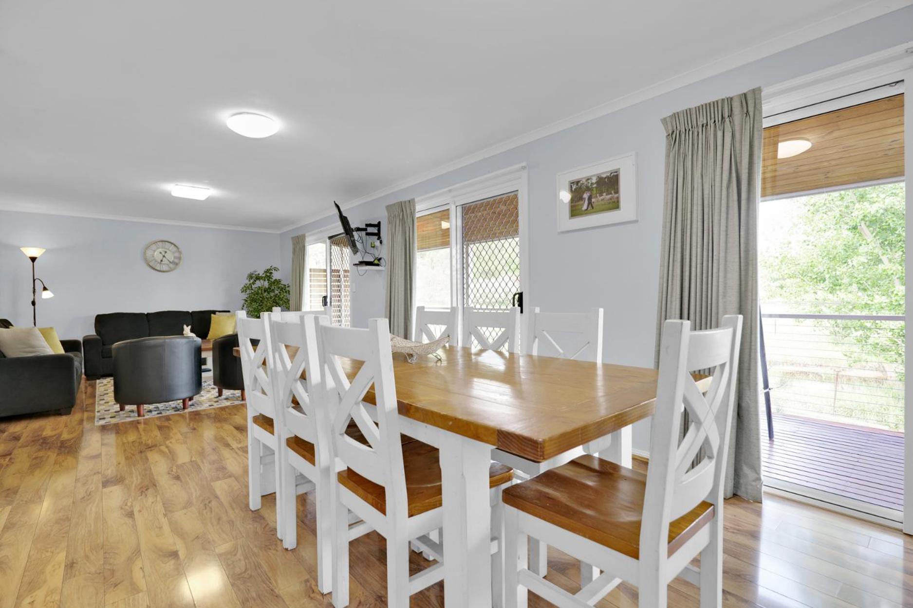 Waterview Cottage A/B photo 2