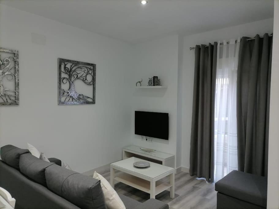 Two-Bedroom Apartment photo 2