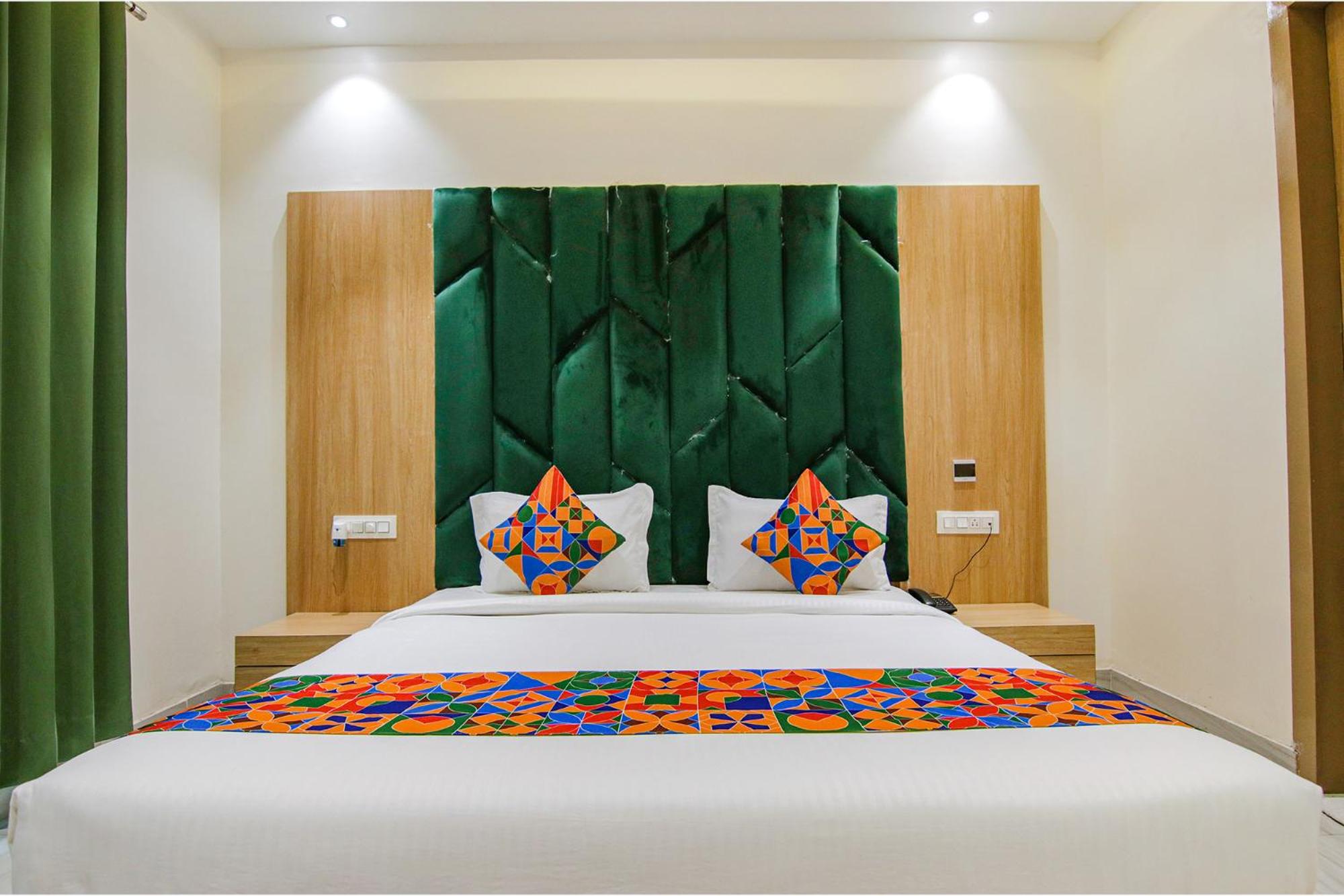 Superior Double Room - Photo 2
