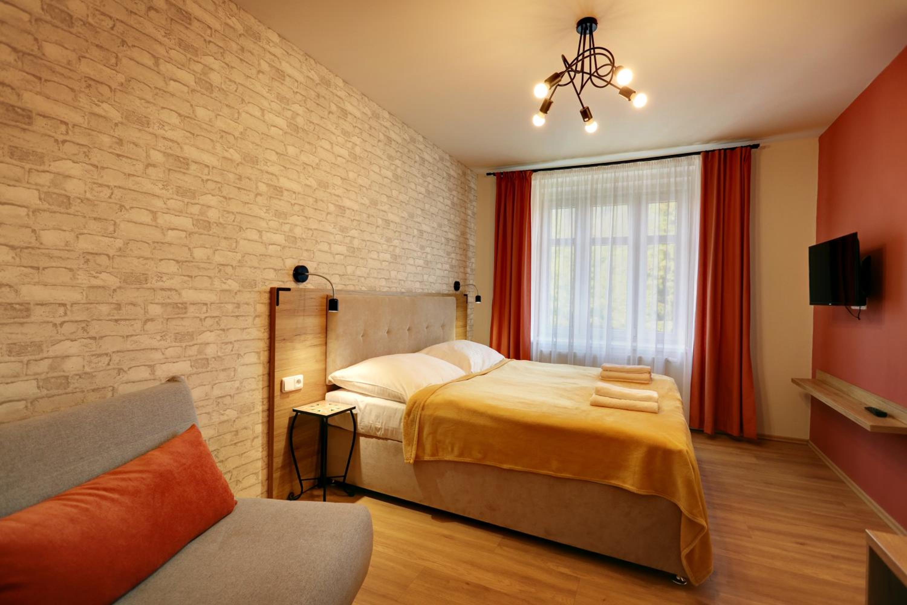 Suite with Mountain View