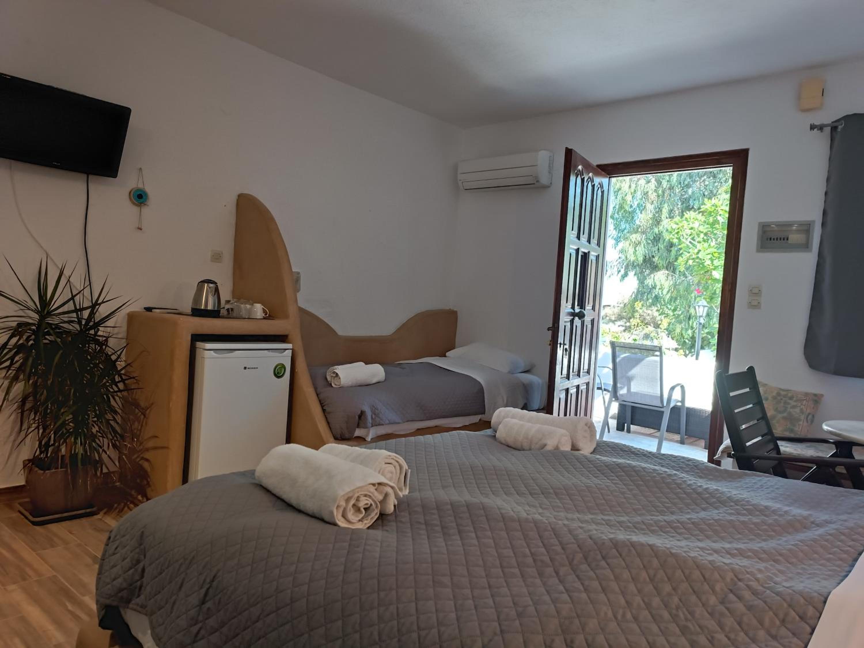 Triple Room - Photo 7