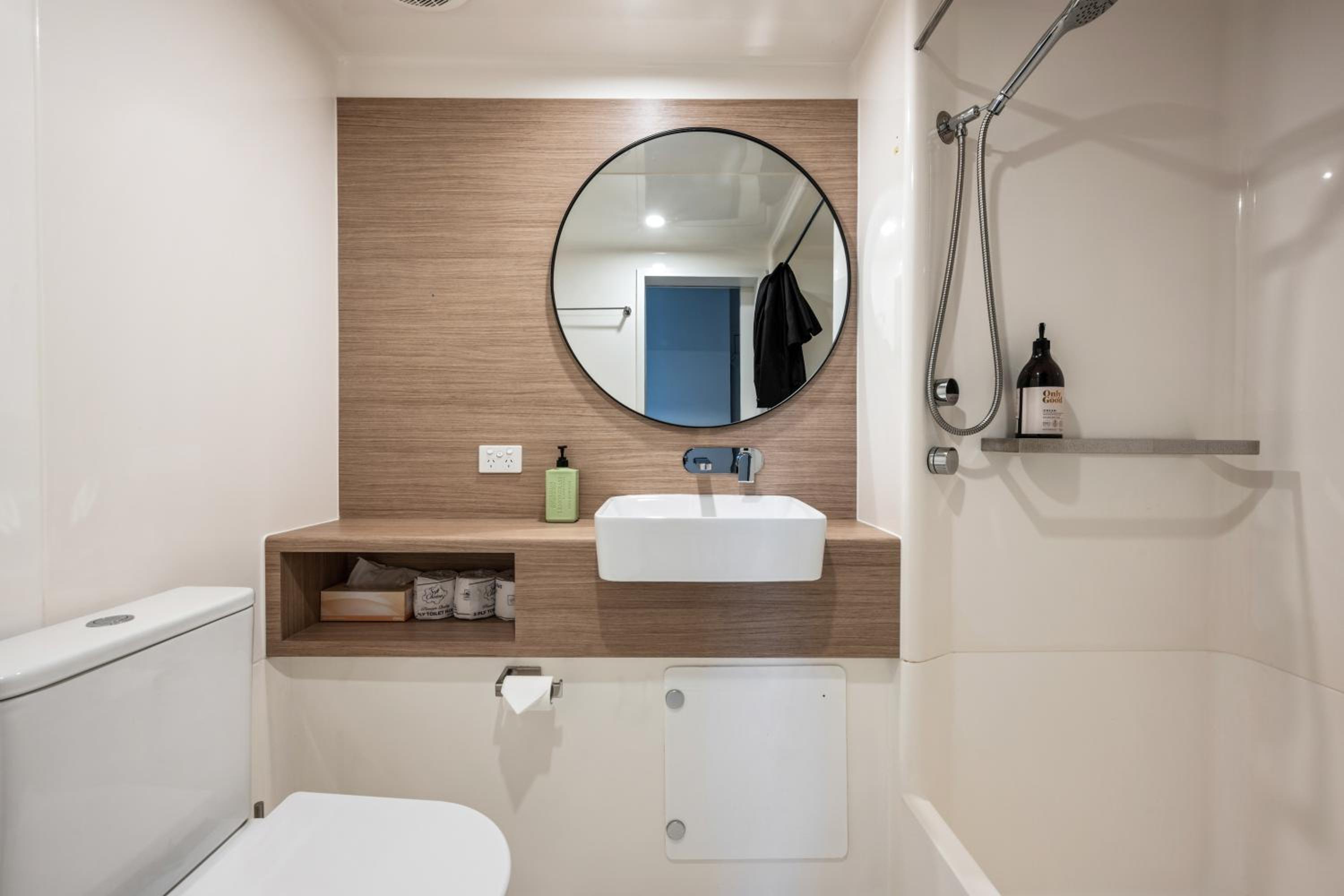 Family Suite - Photo 17
