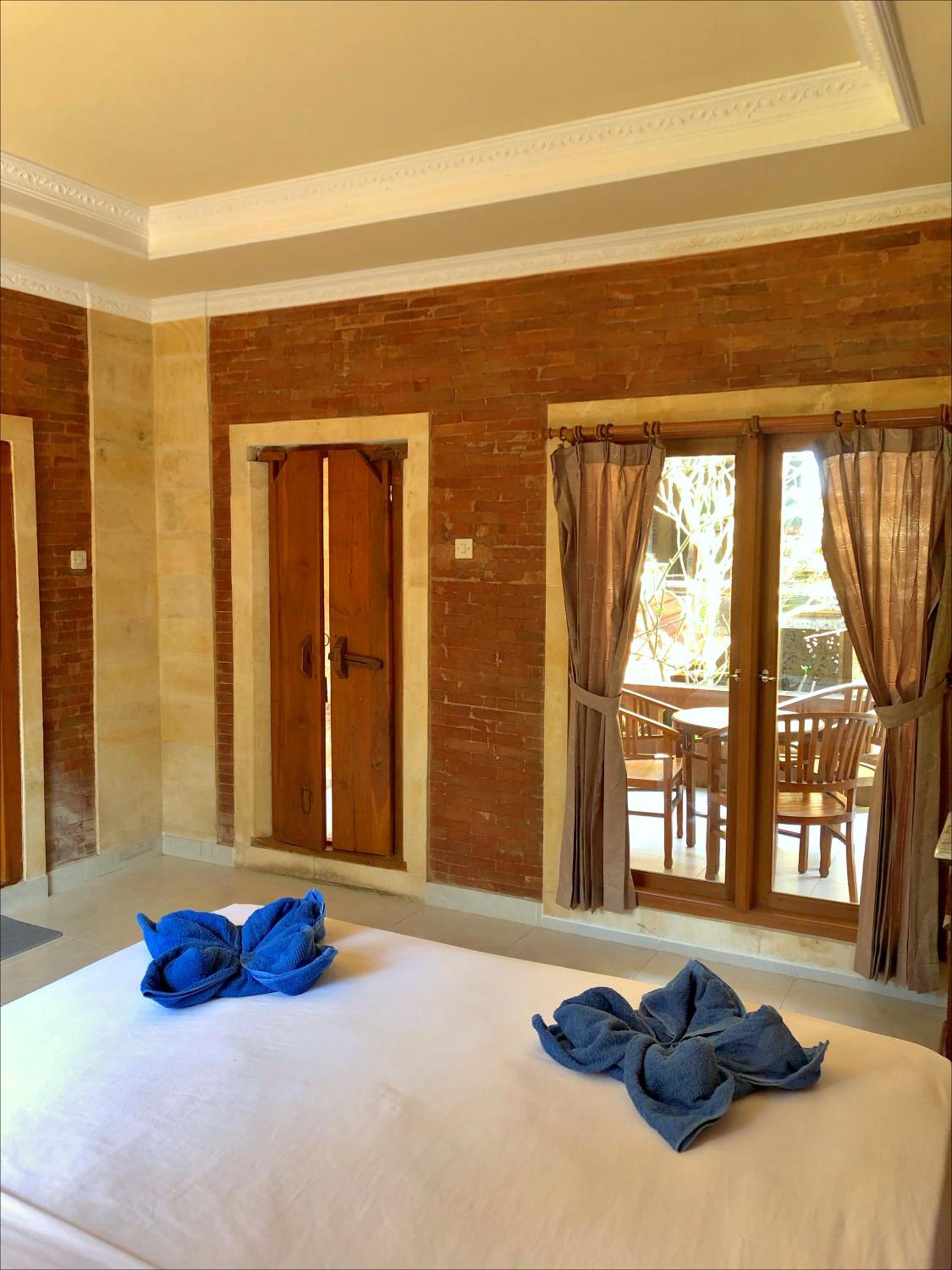Double Room - Photo 8