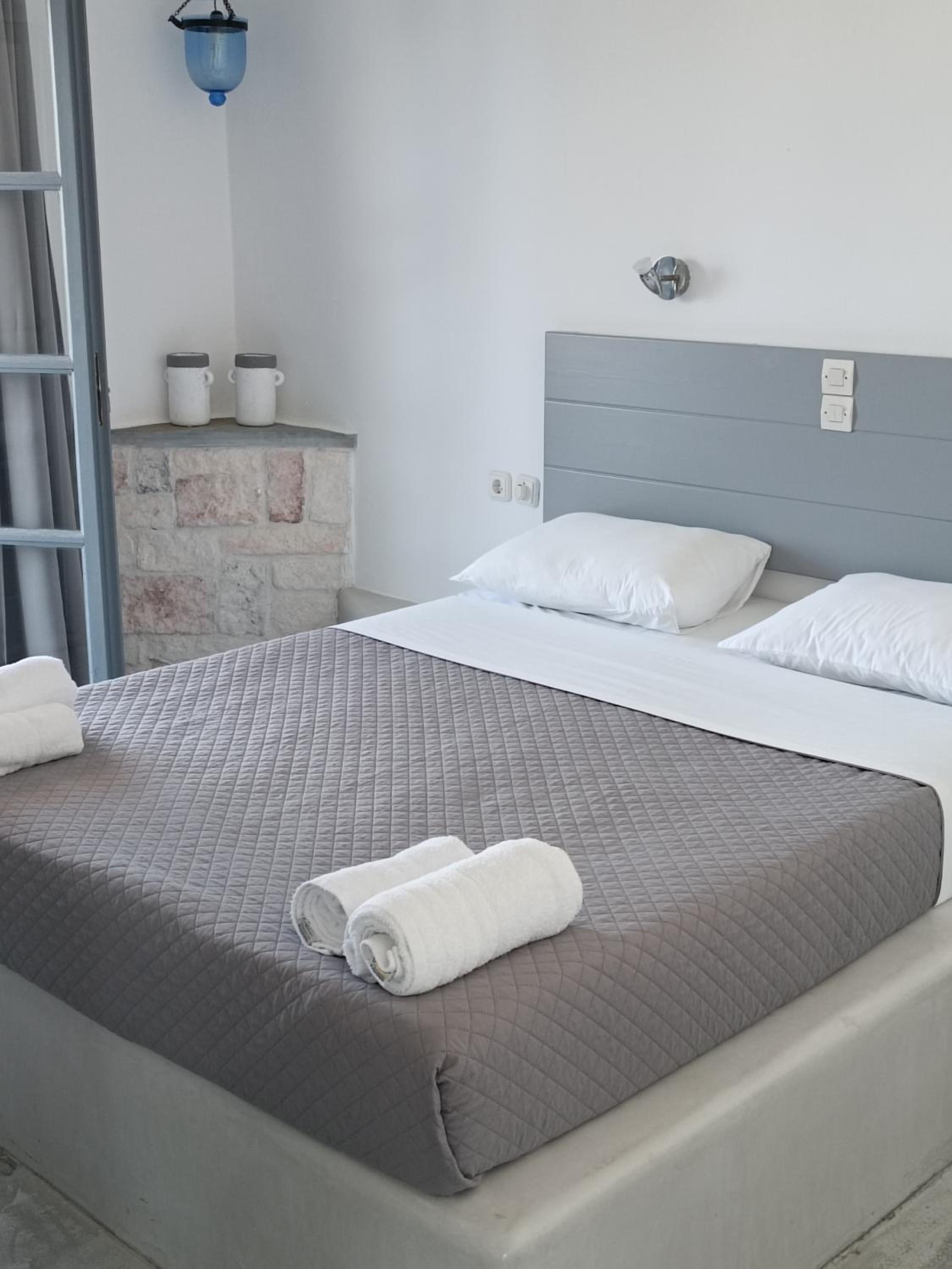 Double Room - Photo 11