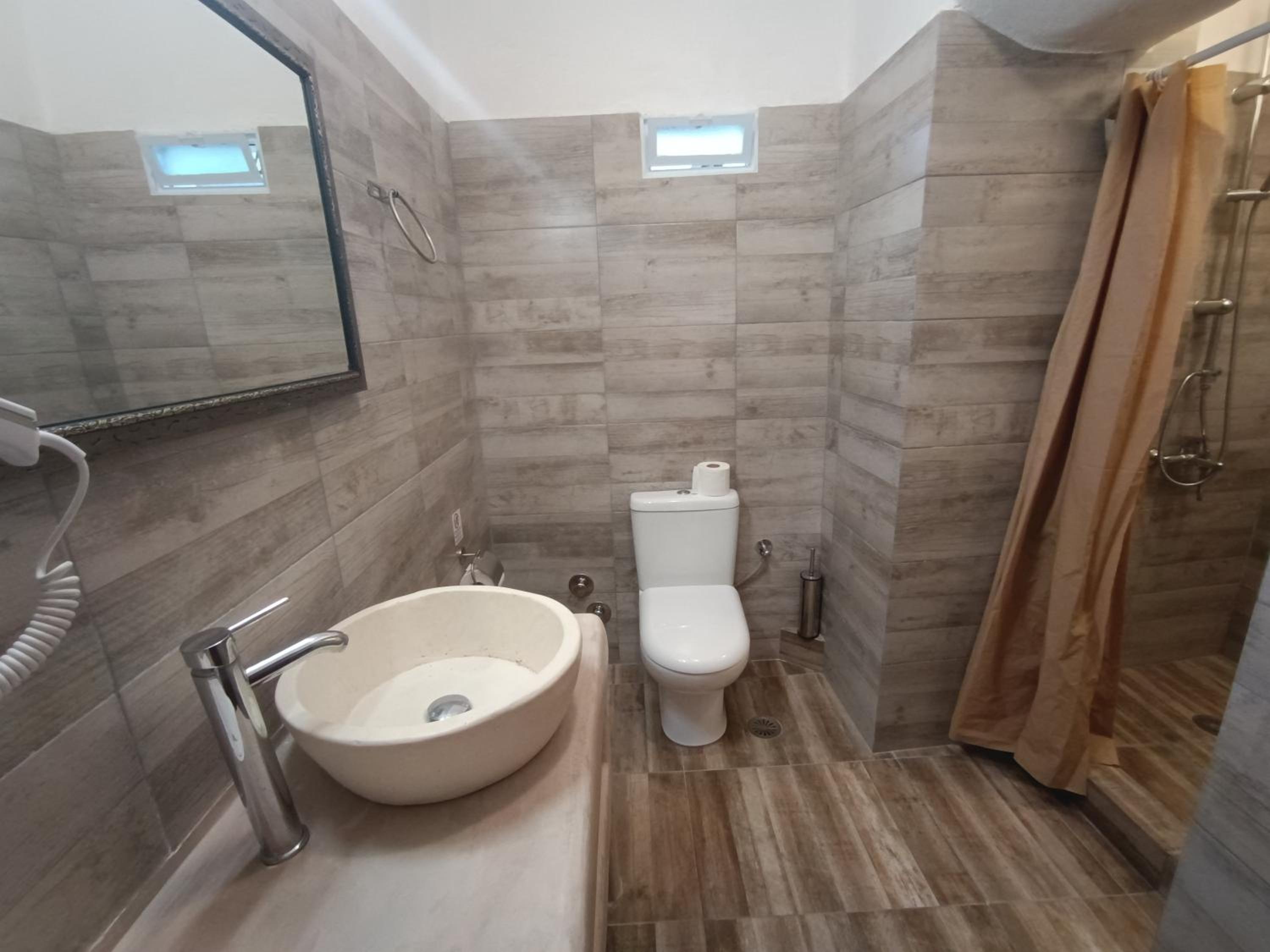 Triple Room - Photo 9
