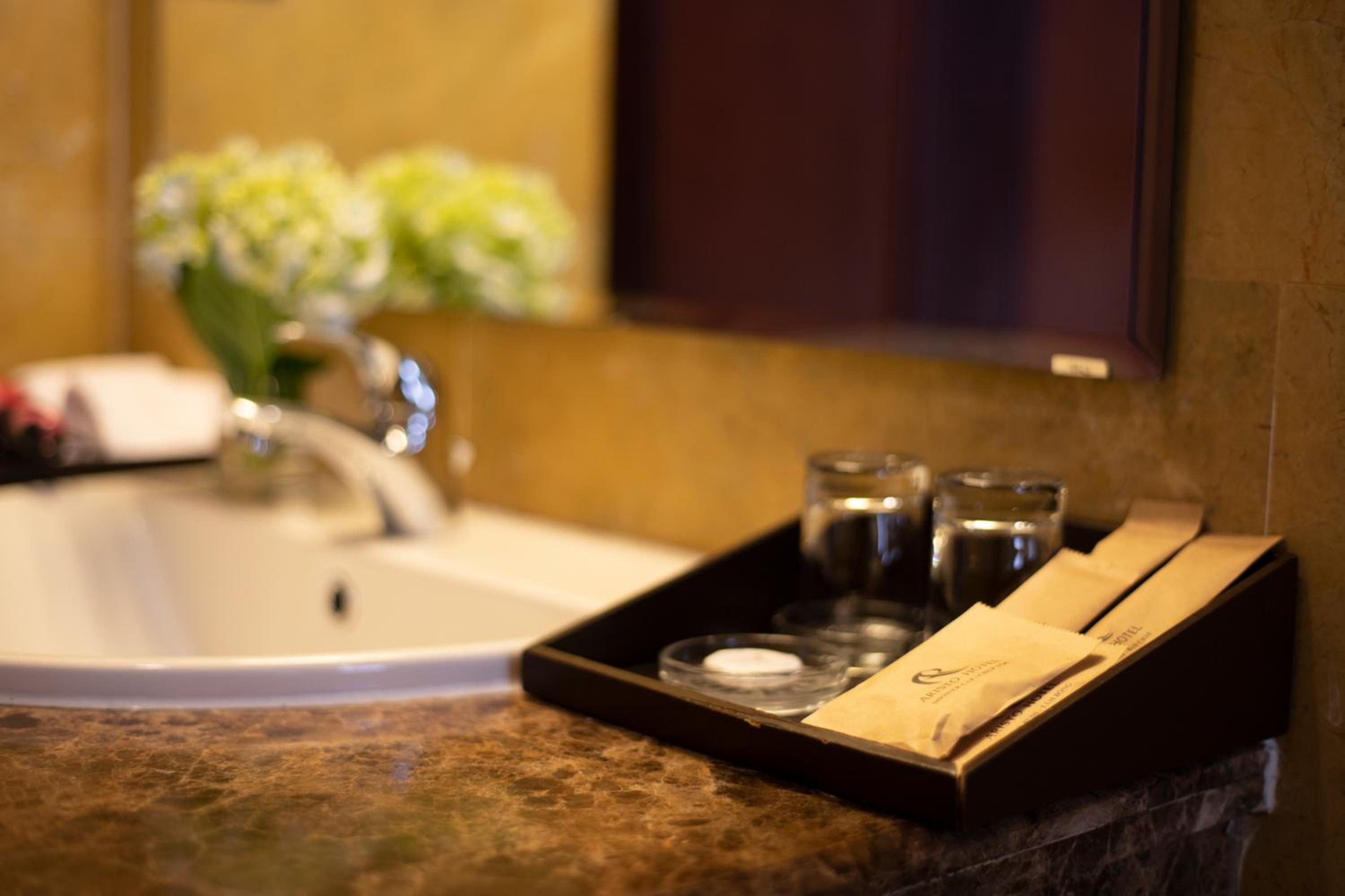 Aristo Suite room (Free mini-bar) photo 3