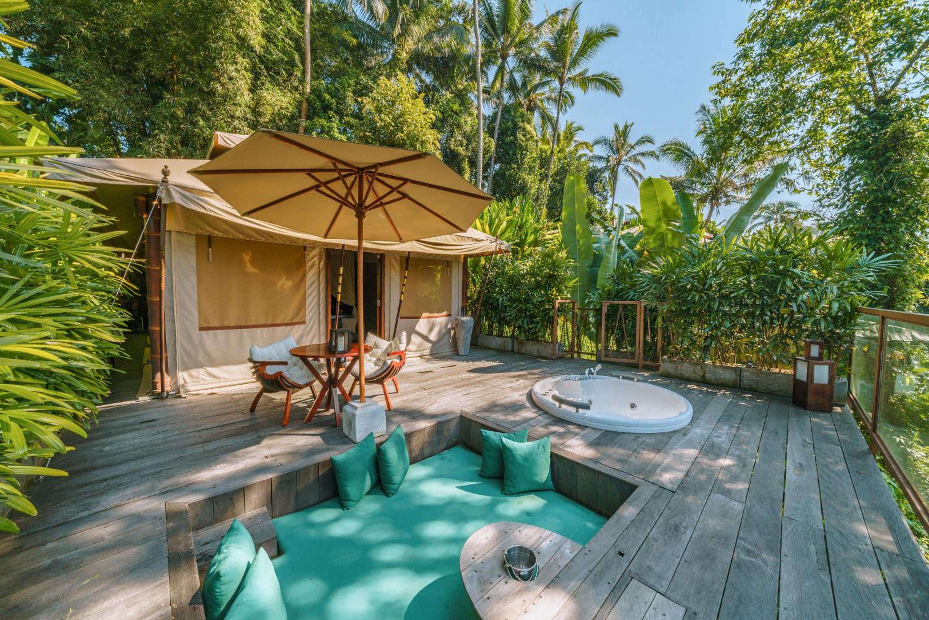 Jungle Jacuzzi Lodge - Adults Only - Photo 7