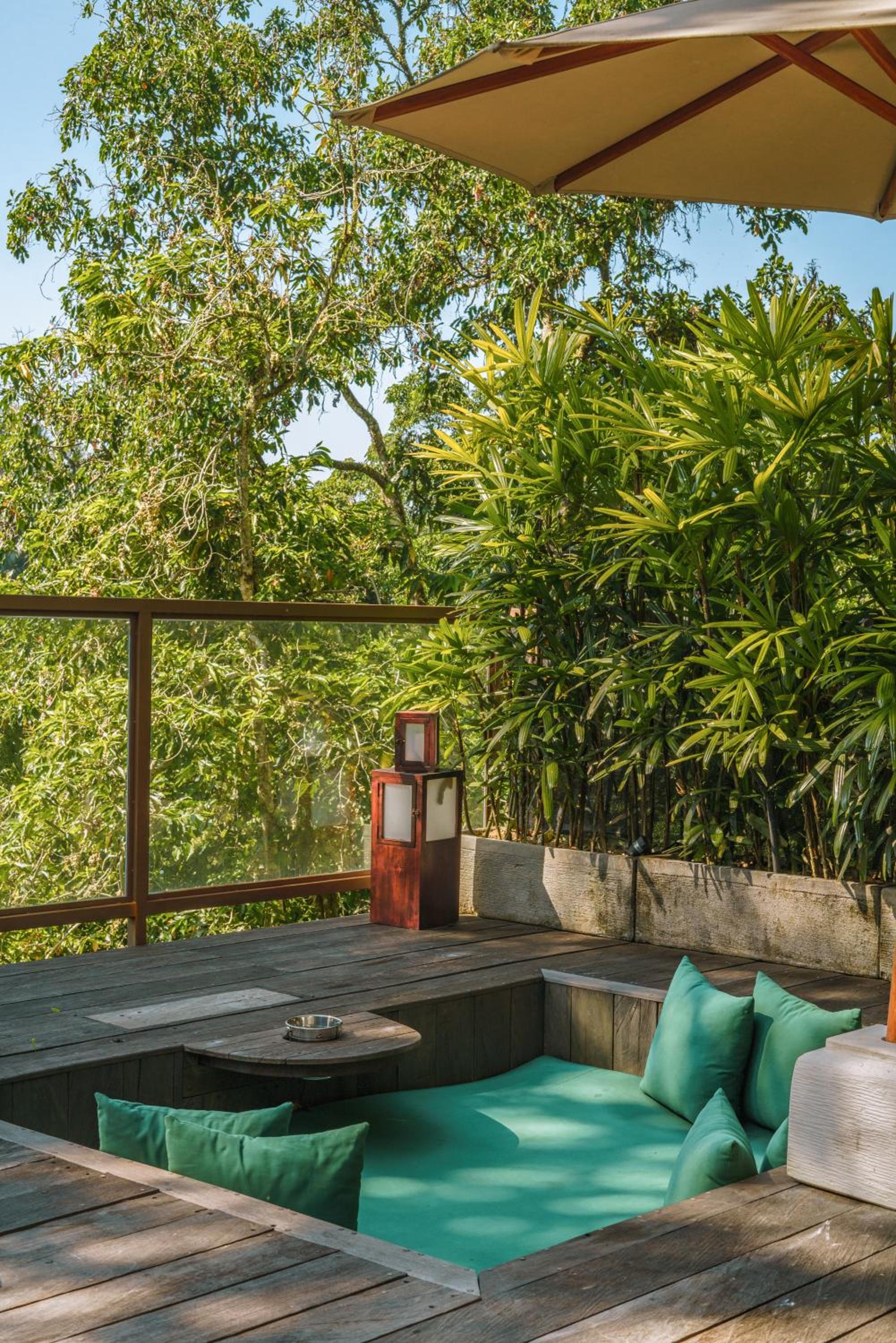 Jungle Jacuzzi Lodge - Adults Only - Photo 23