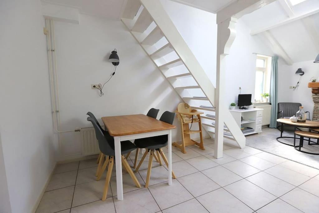 Two-Bedroom House photo 2