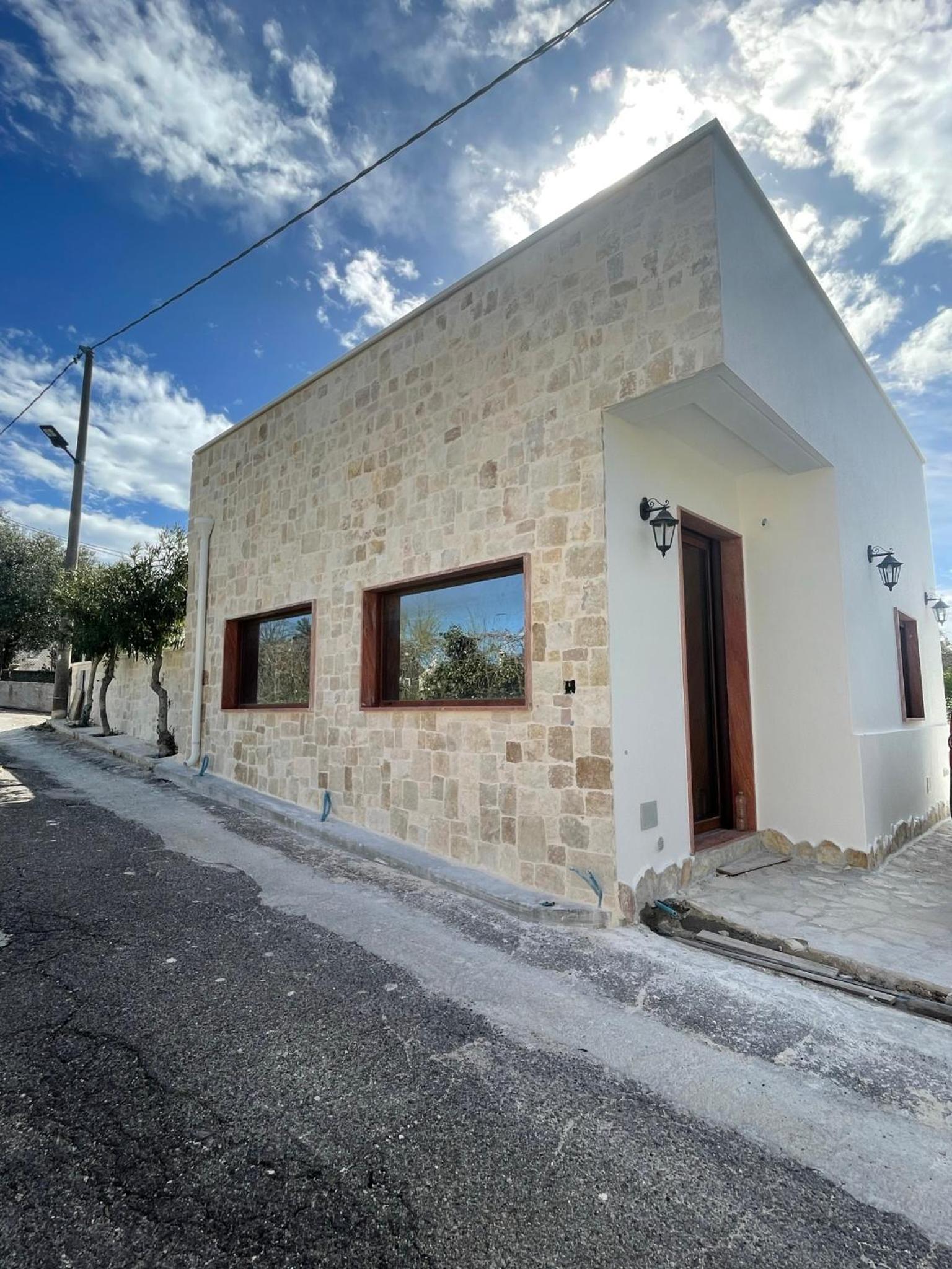 Three-Bedroom Villa photo 3