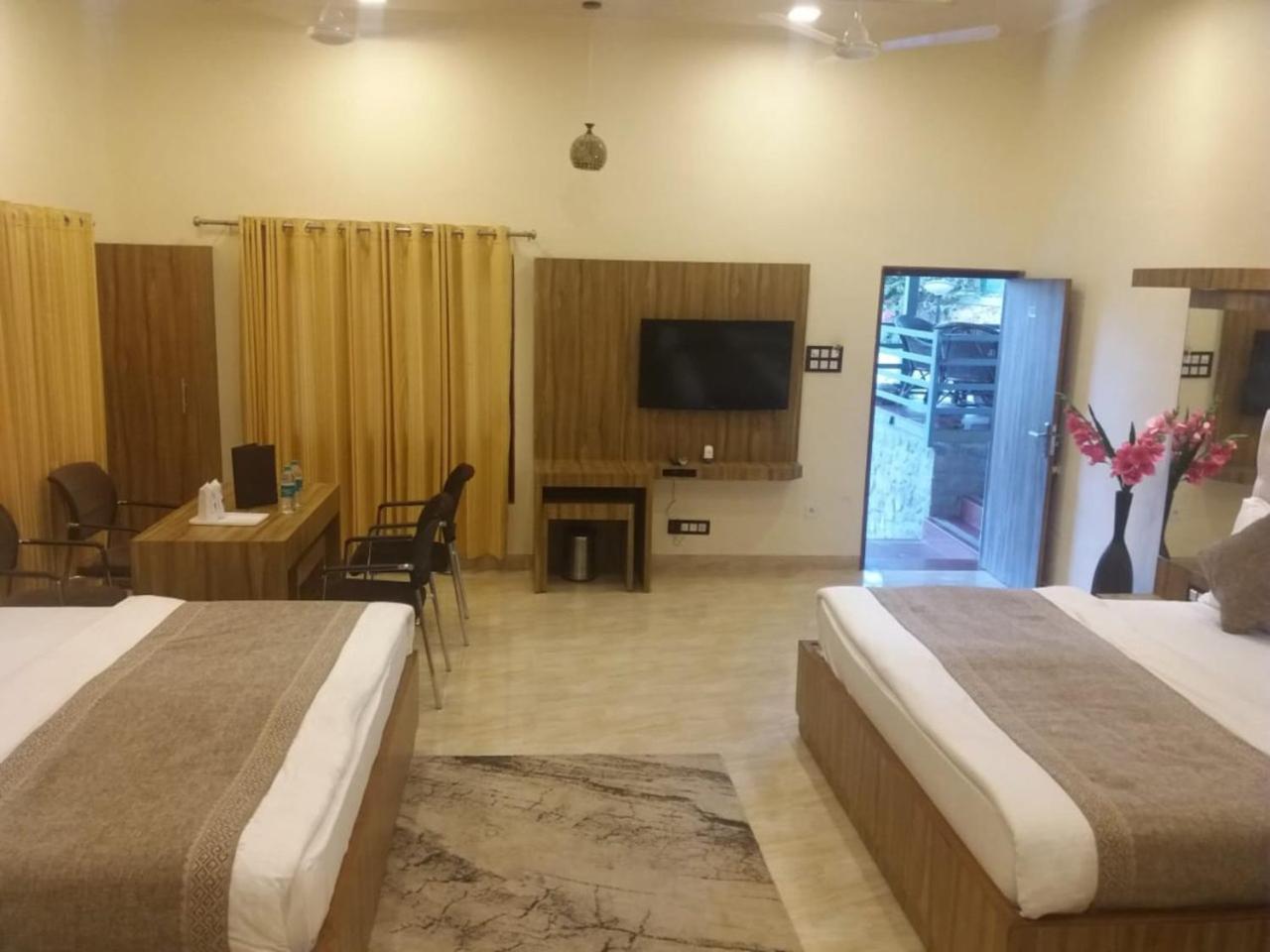 Family Suite - Photo 6