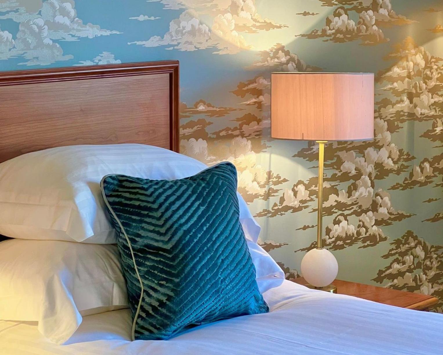Twin Room - Photo 2
