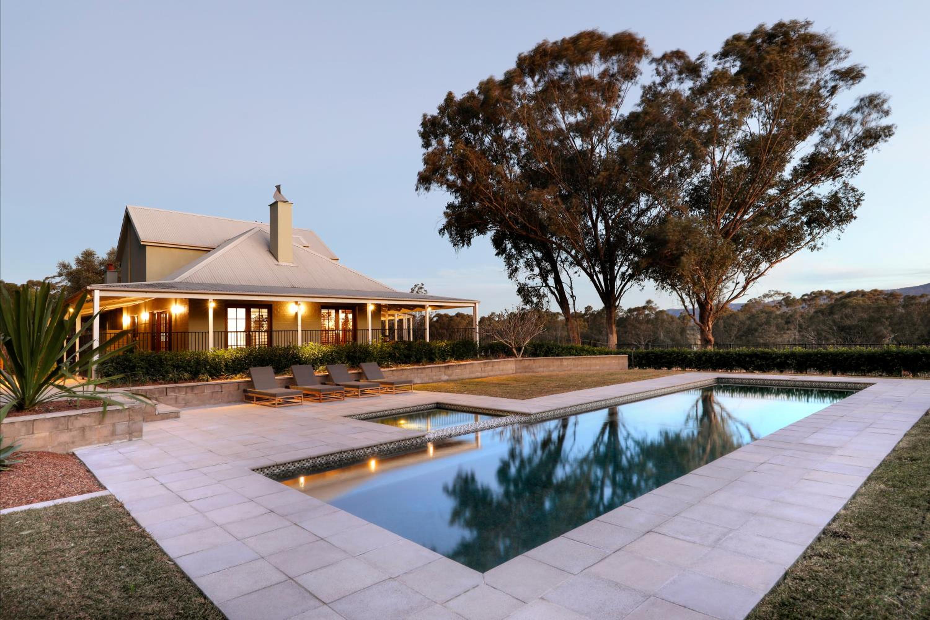 Four-Bedroom House photo 3