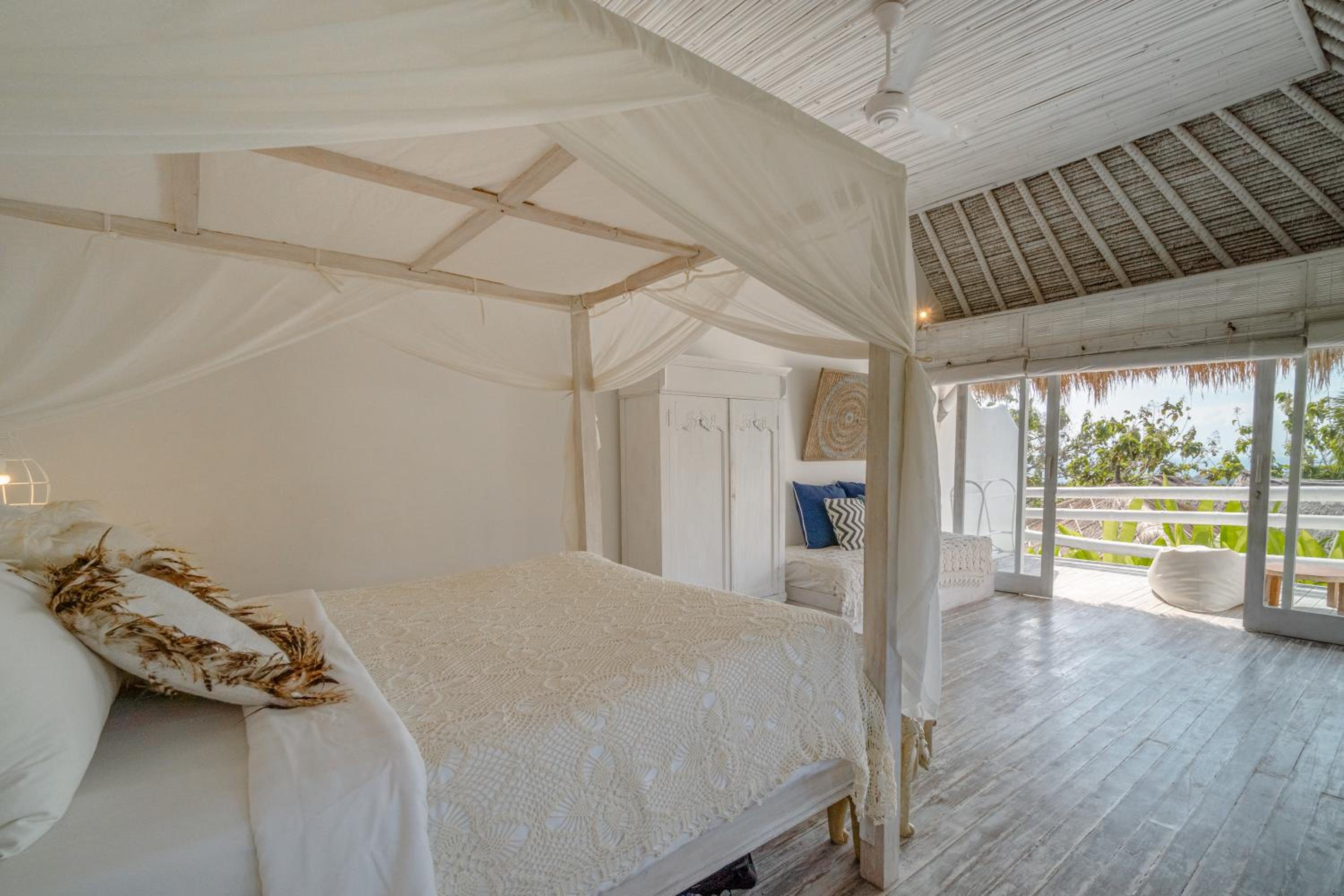 Premier Bungalow - Photo 4